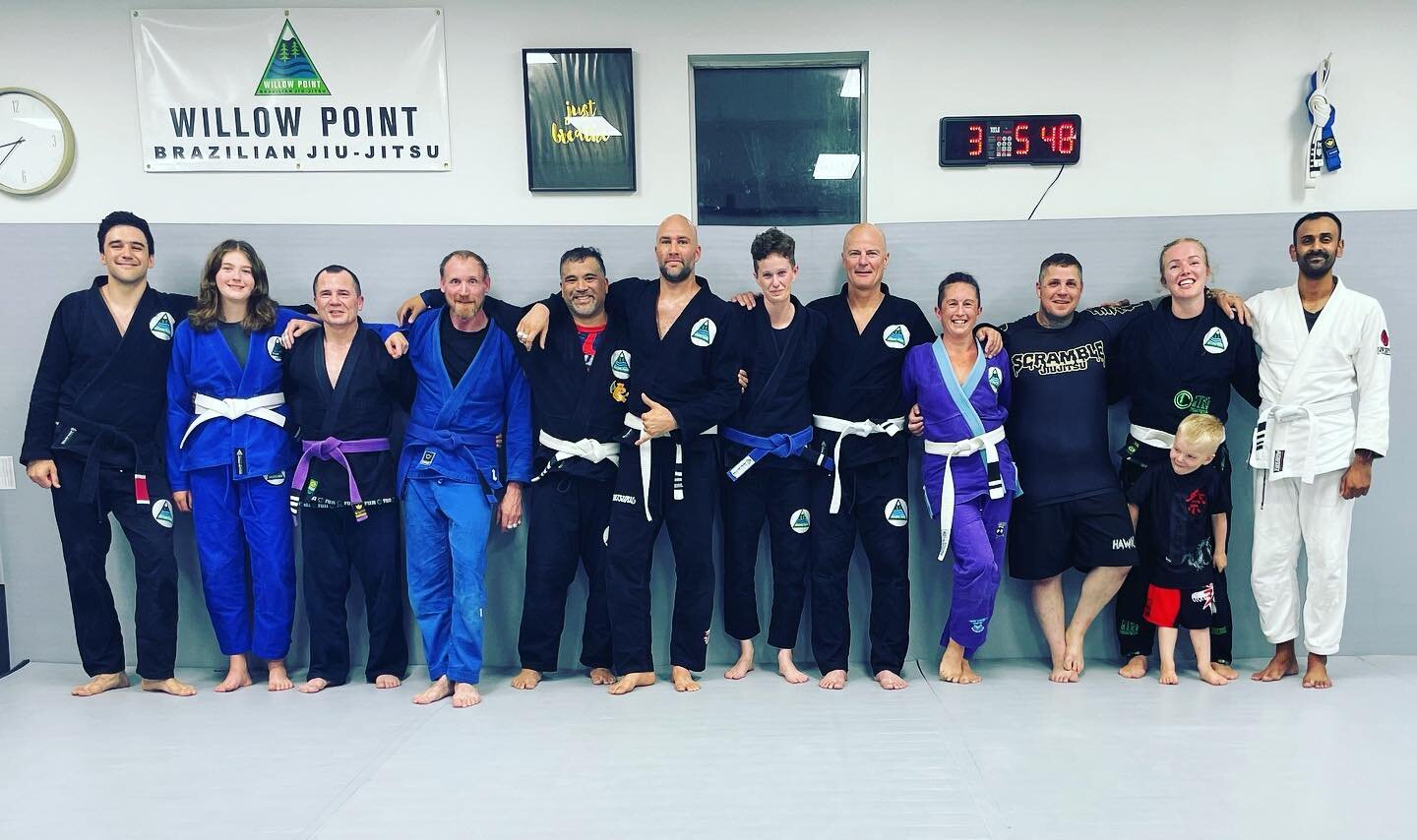 Monday night BJJ Fundamentals ✅
.
Big congratulations to @noellaq.44 and @ankithshetty91 on receiving their 1st and 3rd stripe respectively👏🏼 
.
#willowpointbjj #willowpoint #bjj #campbellriver #brazilianjiujitsu #blackbelt #oss #promotions
