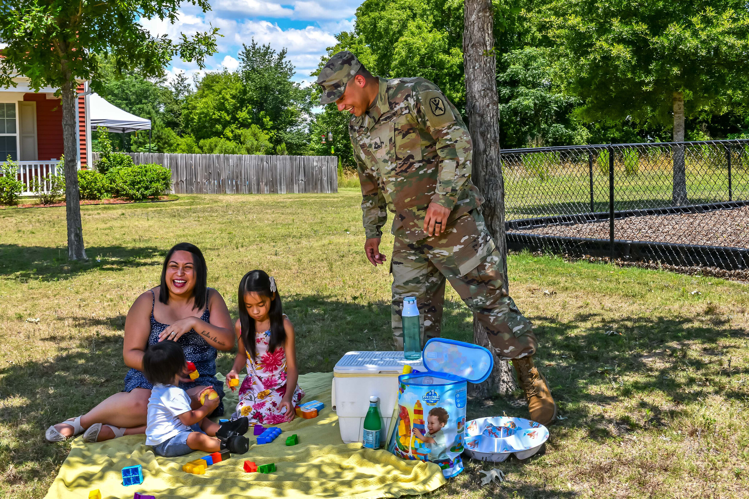  Fort Moore provides a family-friendly environment. 