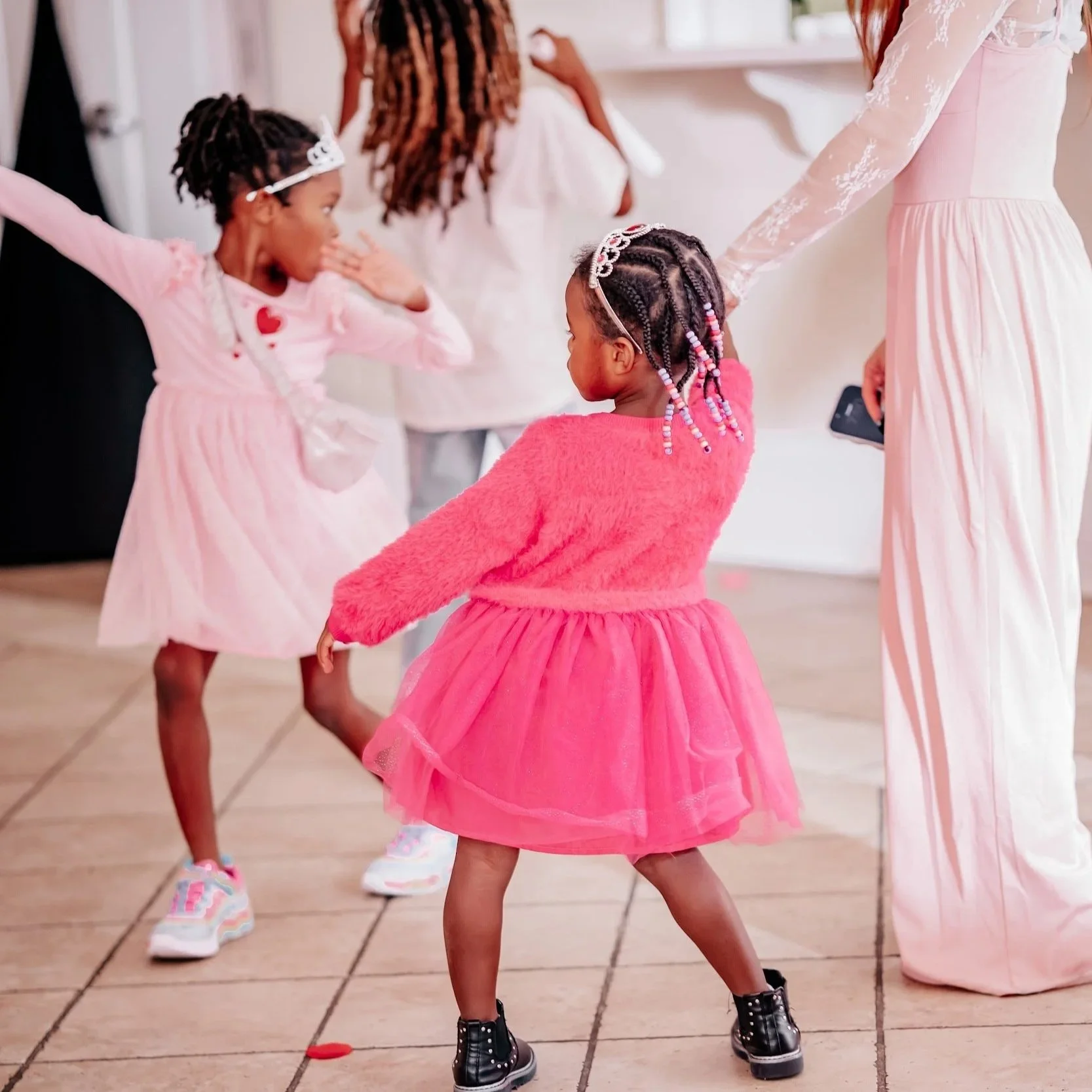 Valentine’s Family Dance Brings Fort Benning Families Together