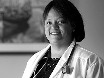 This weeks spotlight for #womenshistorymonth // Dr. Regina Benjamin 🤍✨

Dr. Regina Benjamin served as the 18th US Surgeon General from 2009-2013 and is the first Black woman to become president of the state medical society in Alabama.

Over the year