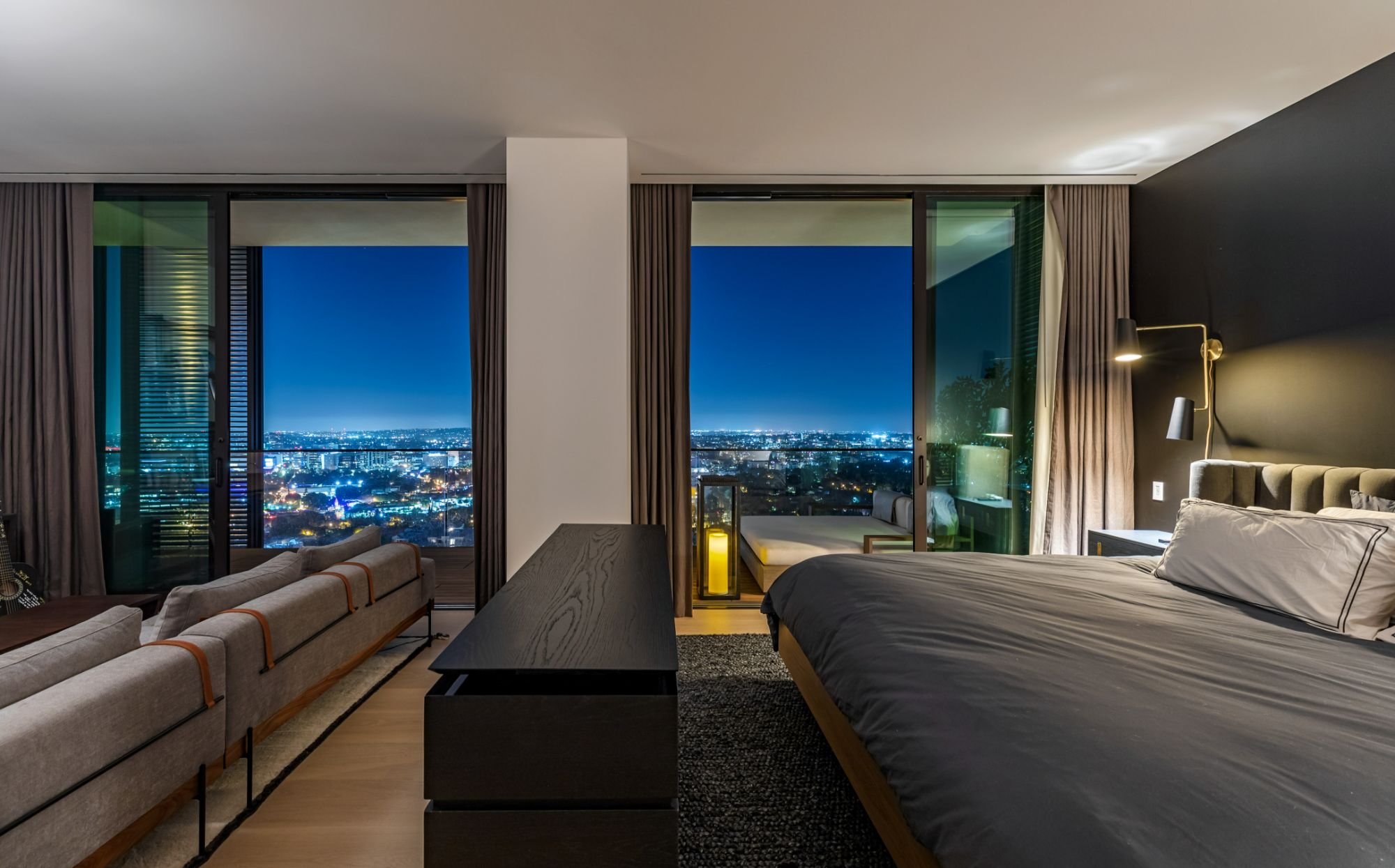 28 TheEditionPenthouseB076.jpg
