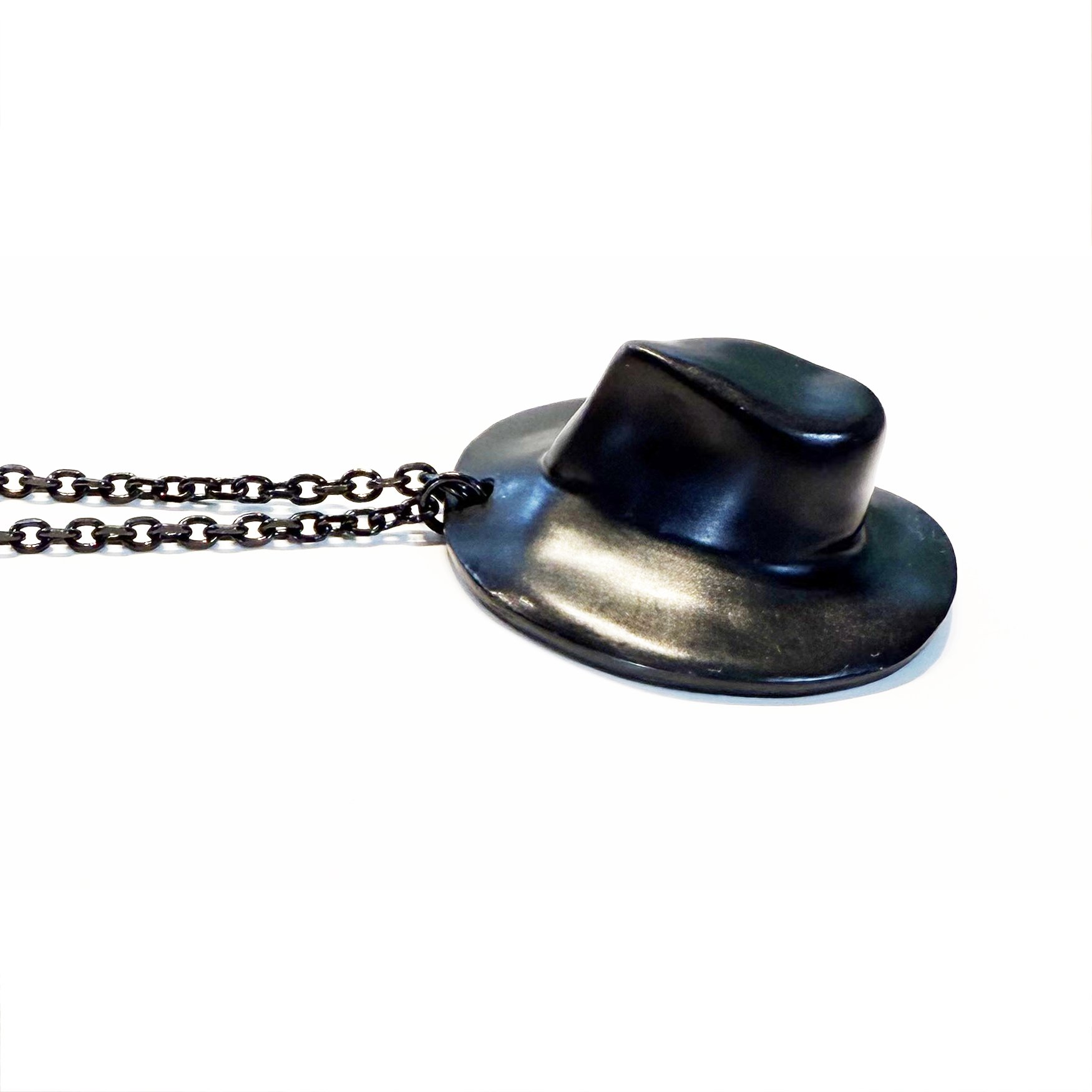 HAT NECKLACE BLACK - 2.jpg
