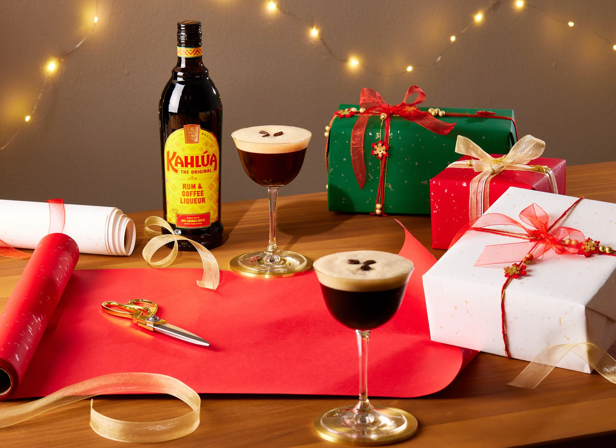 101439 Kahlua Holiday_01_BG_Kahlua_Wrap_25018_r2.jpg
