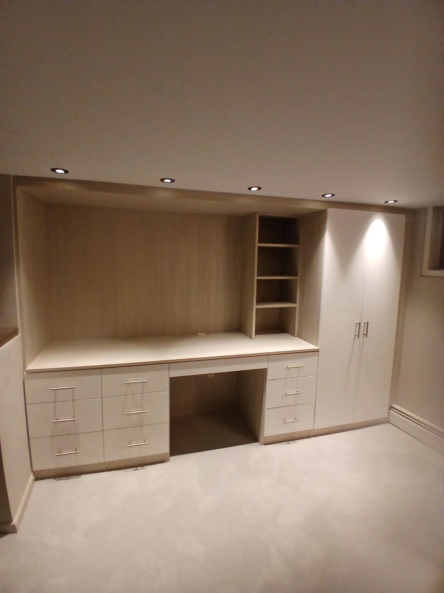 homeoffice_custom-desk-wardrobe-brooklyn.jpg