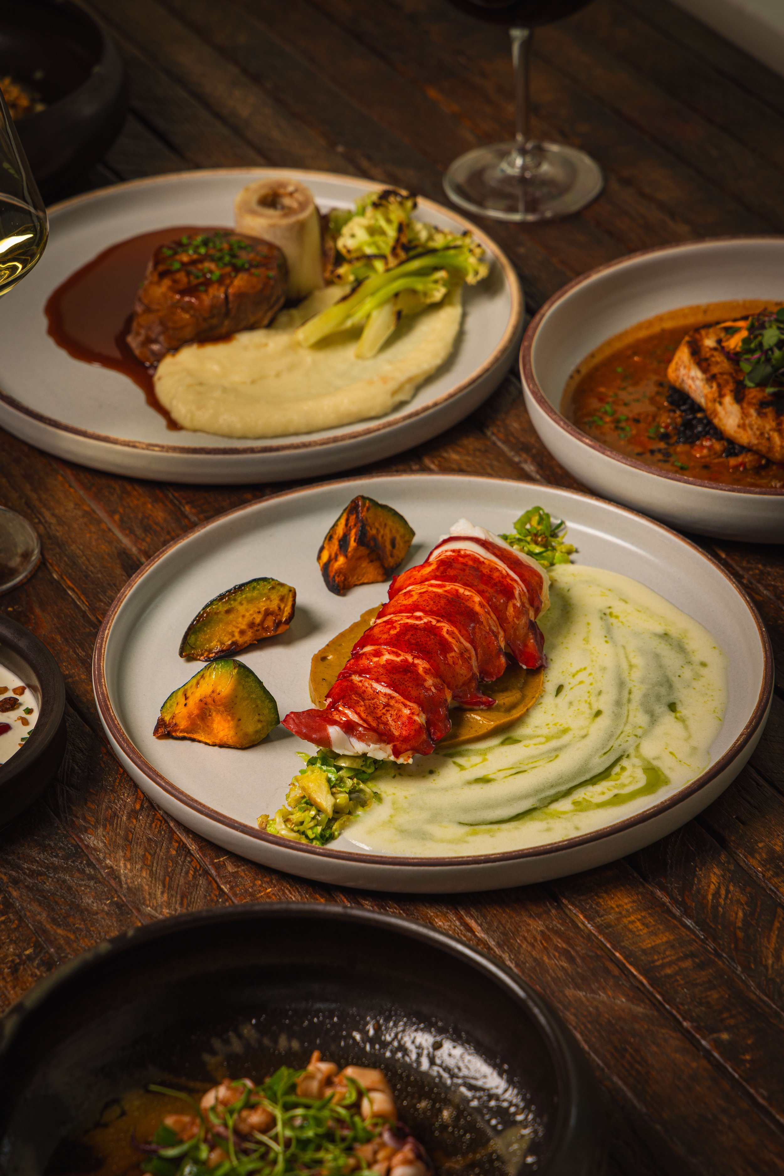 full table spread 10.jpg