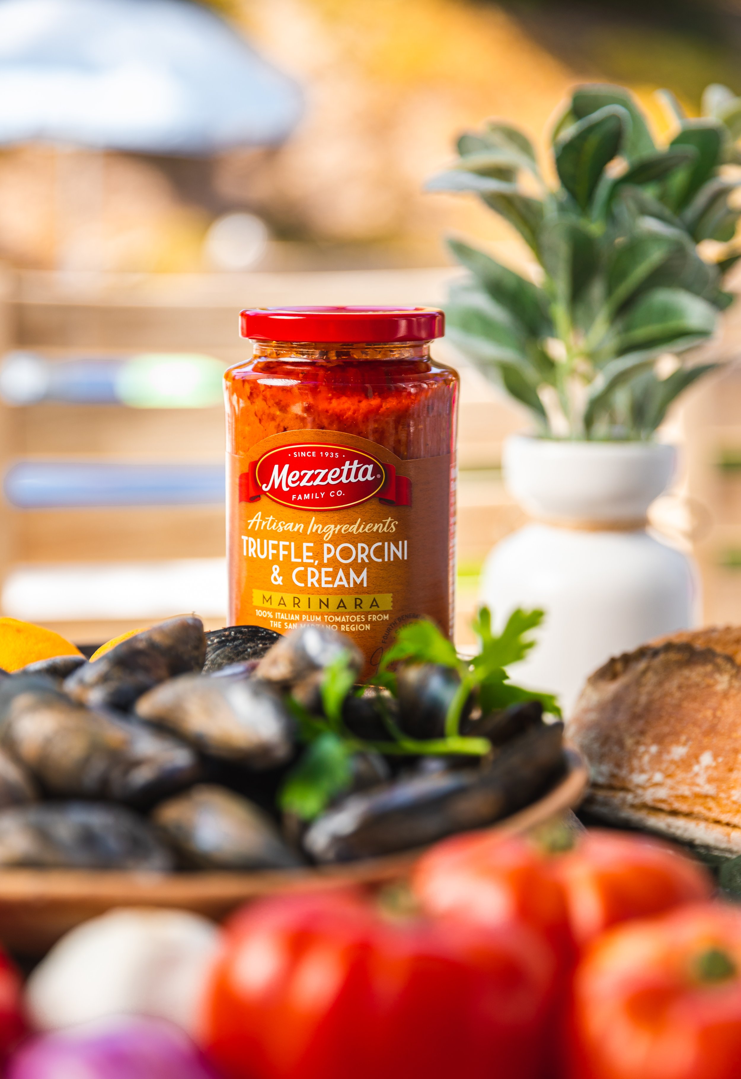Mezzetta Porcini Marinara Smoked Mussels 2.jpg