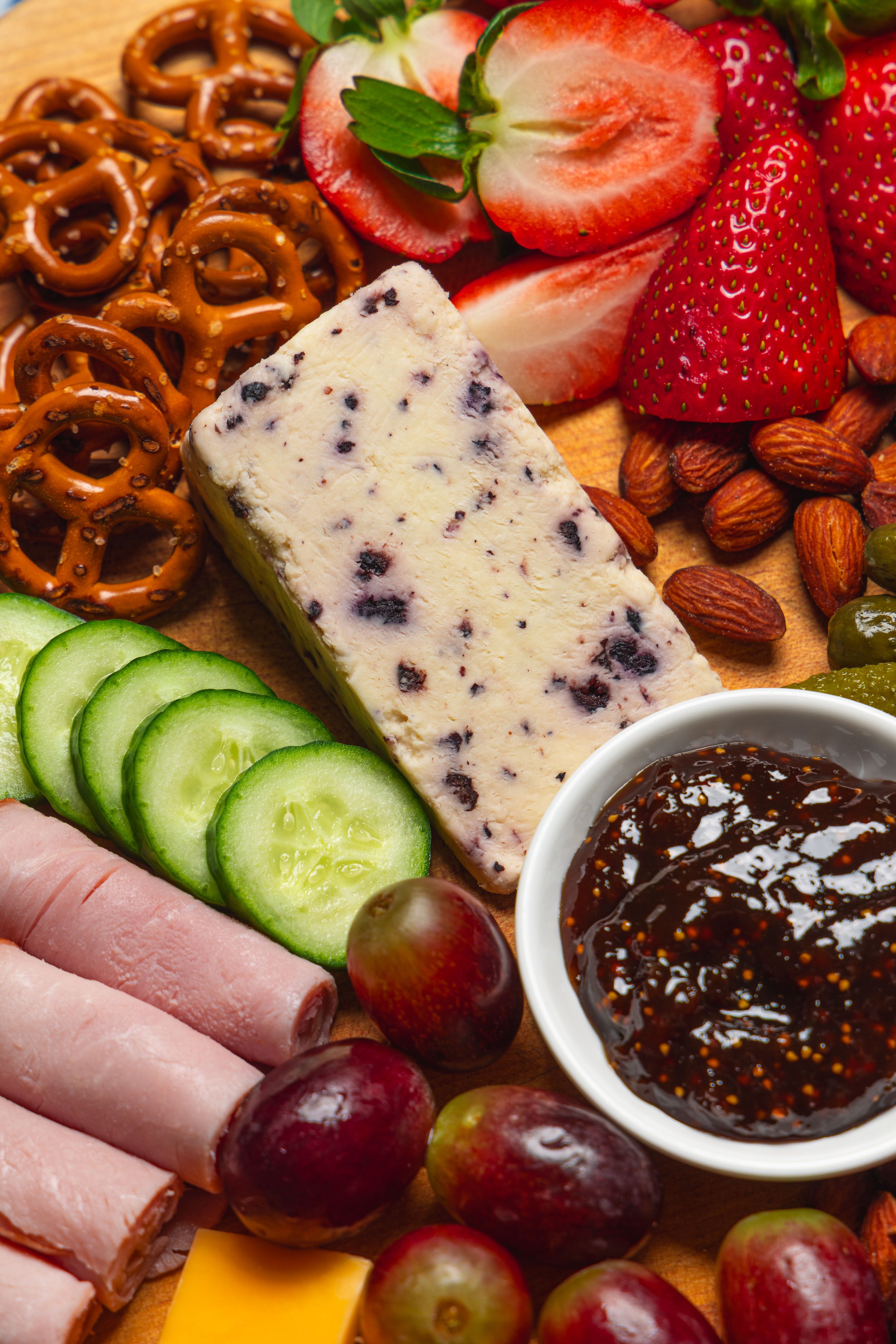 charcuterie board 4.jpg