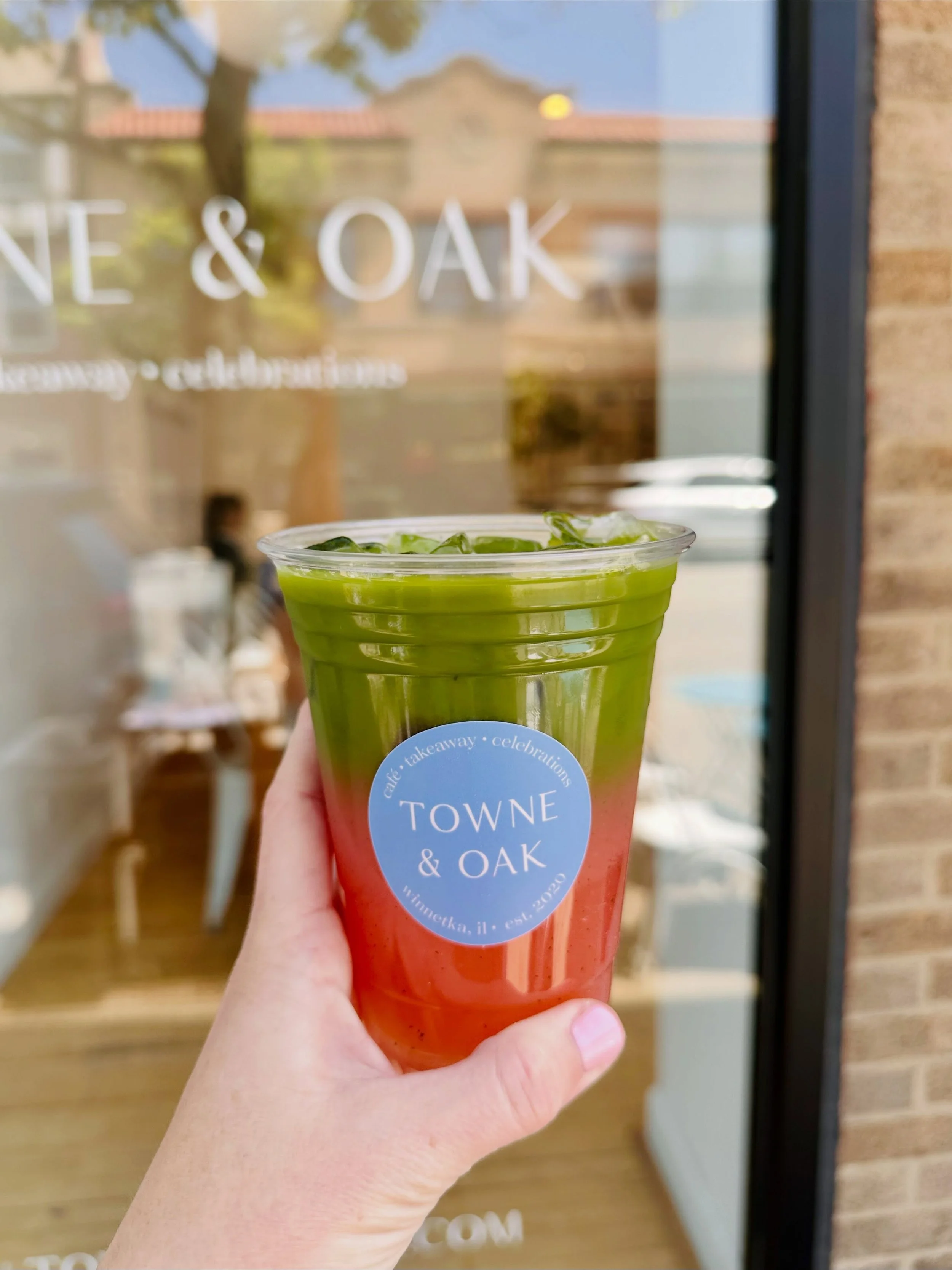 Matcha Monday! Stop by for breakfast or brunch and try our new strawberry matcha lemonade 🍓🍋 The perfect refreshing sip!