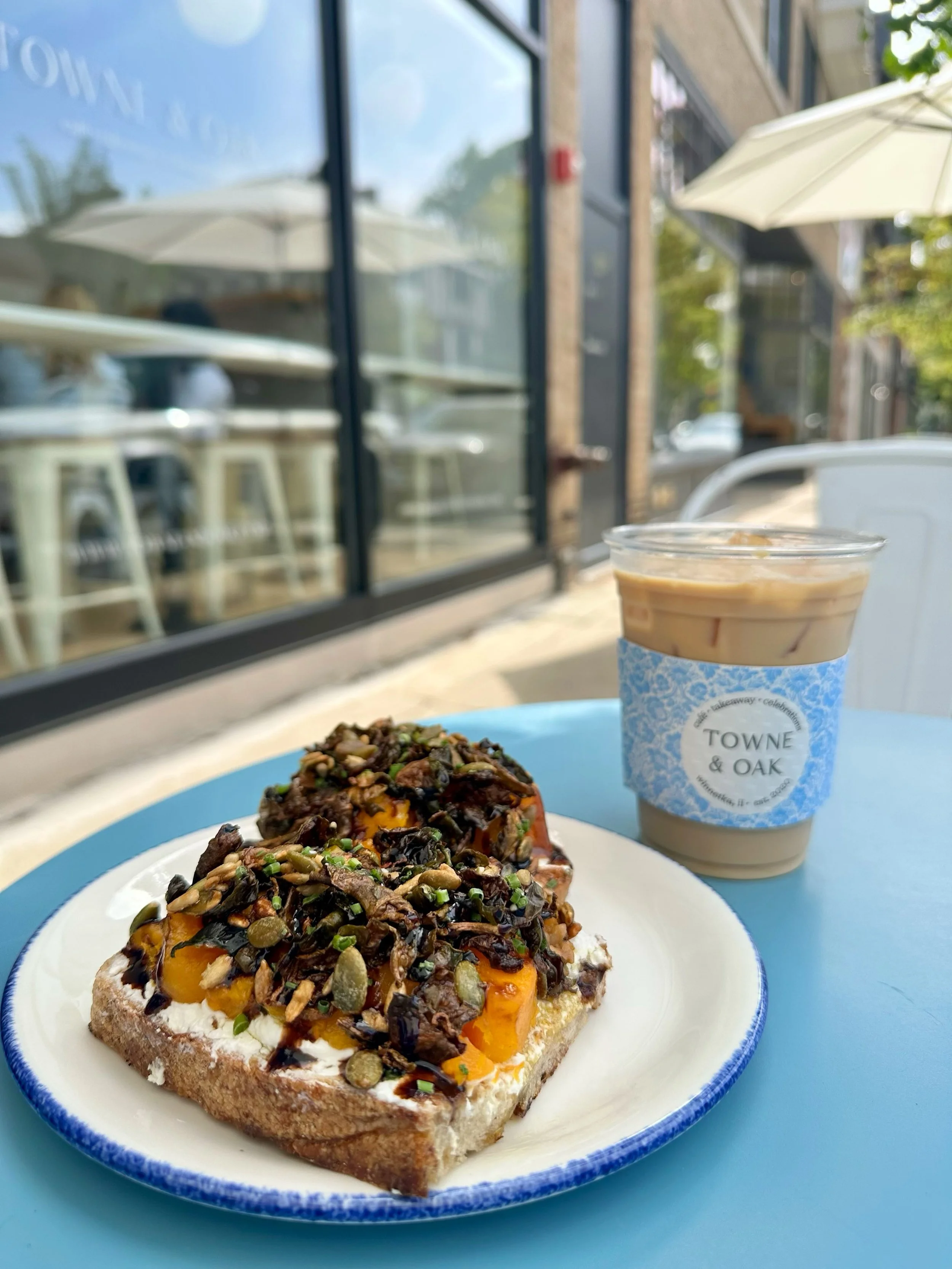 Butternut Squash Tartine - the perfect fall lunch on the patio 🍂🍁
