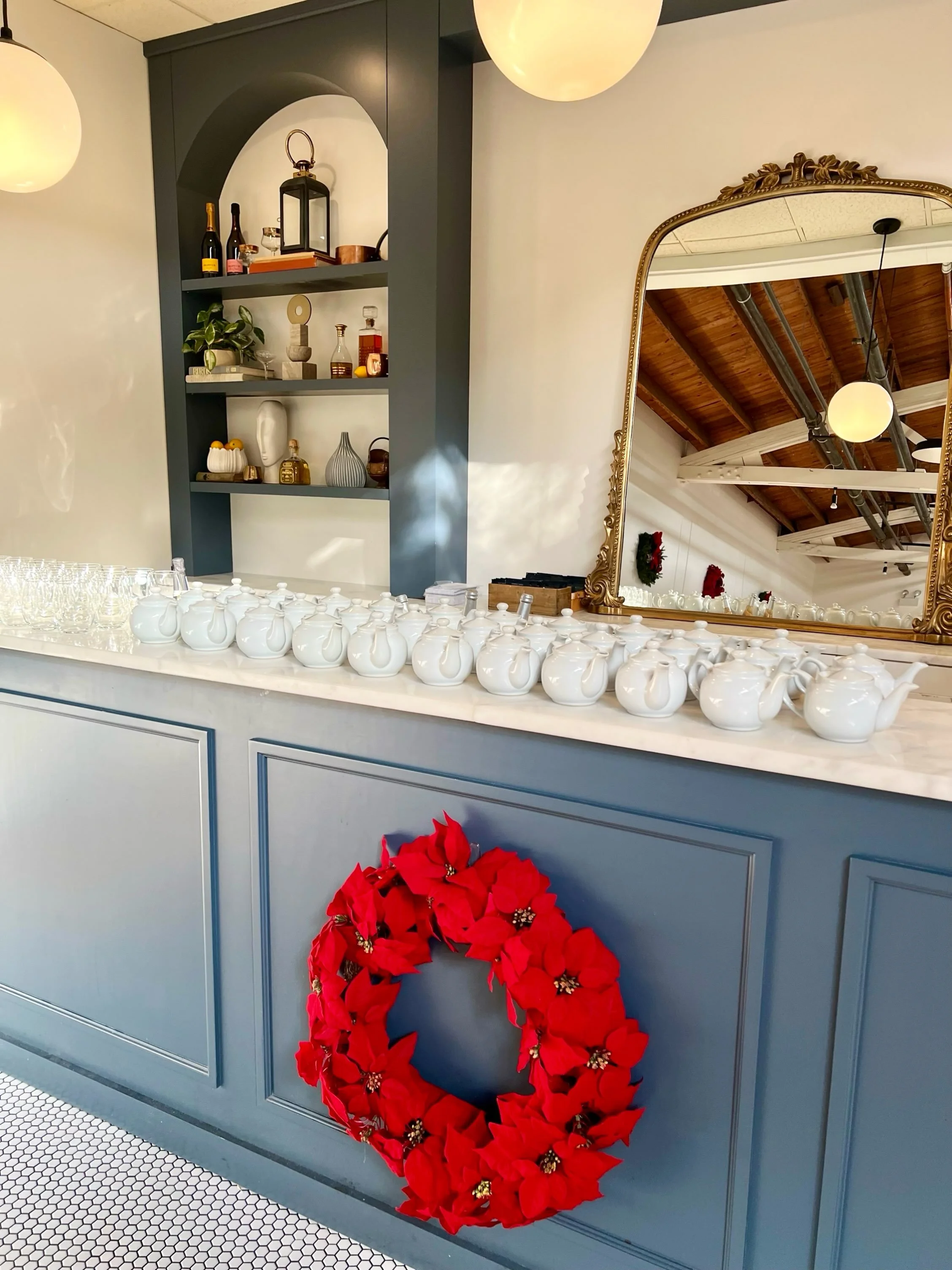 It&rsquo;s time to book your holiday afternoon tea 🫖 Reservations available online for booking, with seatings at 12:30pm and 2:30pm on Fridays from November 20th through January 8th. We can&rsquo;t wait to toast to the holiday season with you 🎄☕️