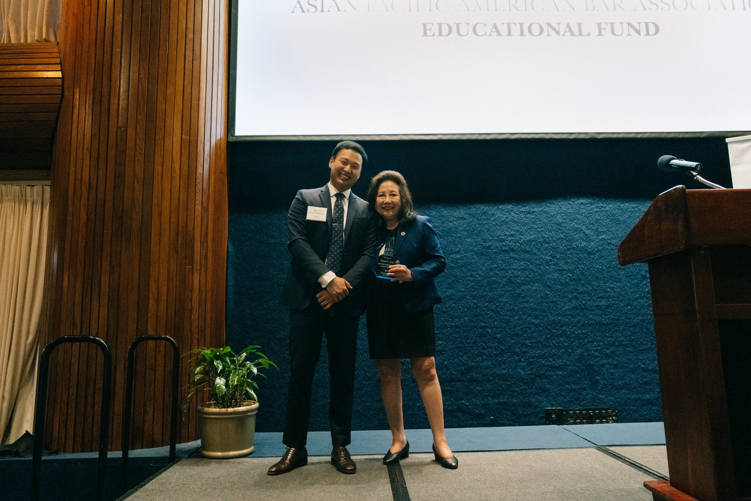 aef-benefitdinner2023-1240012.jpg