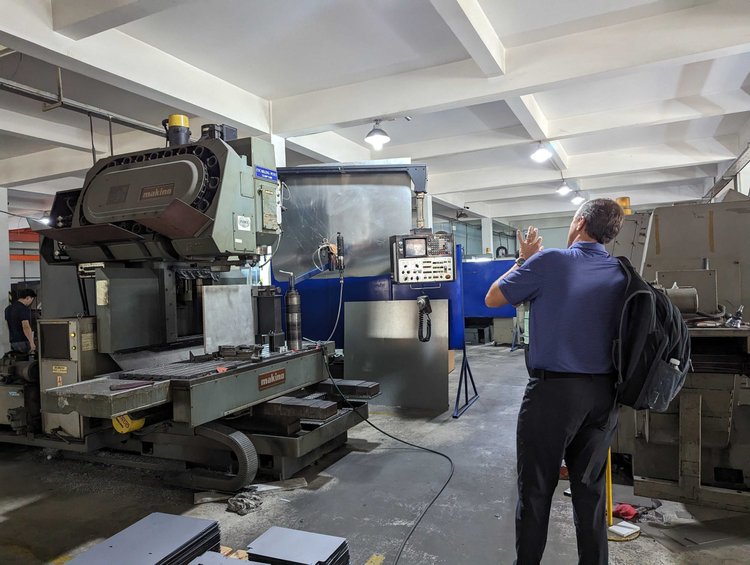 Cosmo Sourcing guided factory tour
