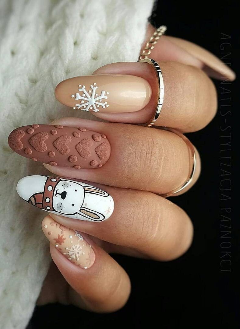 35+ Best And Merry Christmas Nail Art Ideas 2020! - Page 31 of 37 - newyearlights_ com.jpg