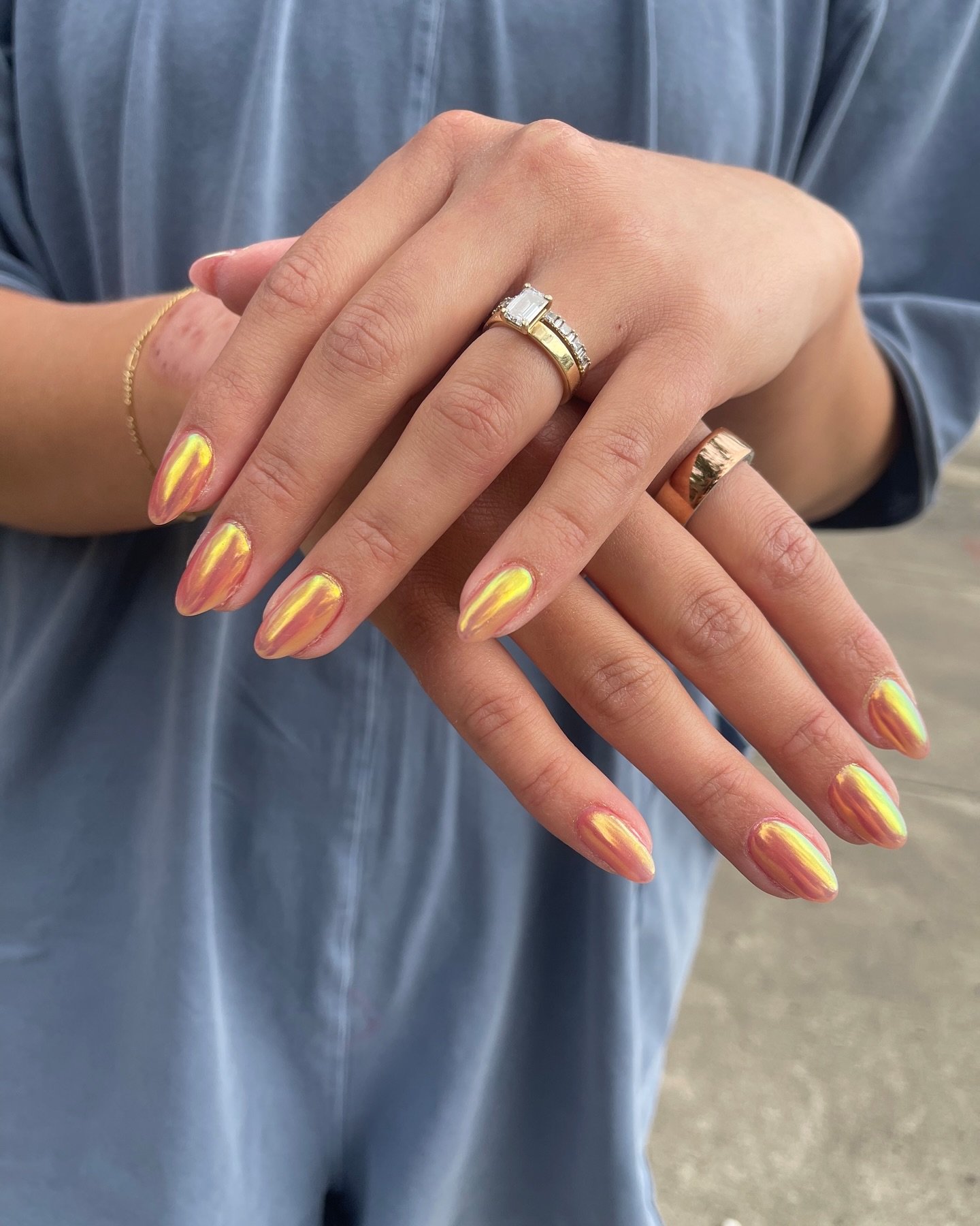 Who is she? 💅💅 Swipe to see how we got this look ➡️
⠀⠀⠀⠀⠀⠀⠀⠀⠀
By: Grace 
⠀⠀⠀⠀⠀⠀⠀⠀⠀
Call: 937-965-7000
Book: NailsOnBrown.com
⠀⠀⠀⠀⠀⠀⠀⠀⠀
⠀⠀⠀⠀⠀⠀⠀⠀⠀
#daytonohio #gemcity #ketteringohio #beavercreekohio #oakwoodohio #daytonnailspa #daytonnails #daytonsa
