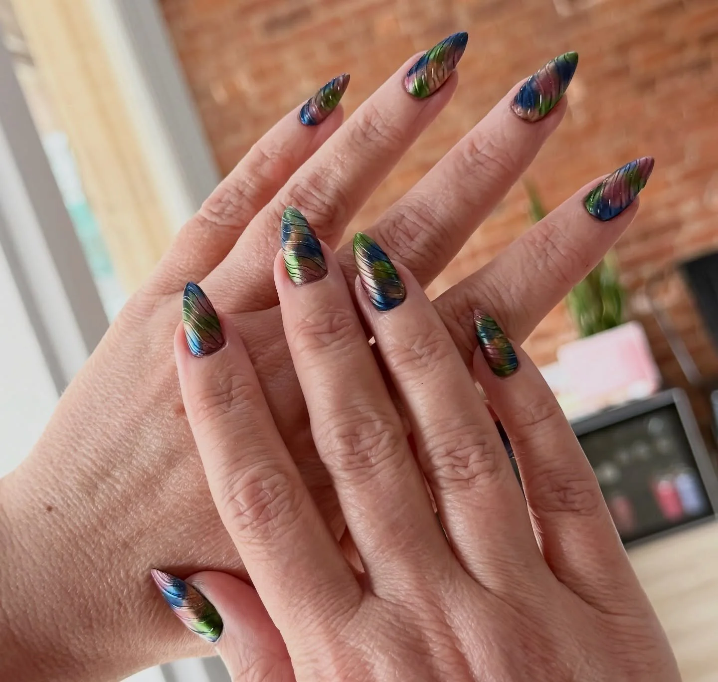 The trifecta: ombr&eacute; 🤝 chrome 🤝 3d gel

Nails by Faith | Level 3 

Call: 937-965-7000
Book: NailsOnBrown.com

#dayton #daytonohio #daytonsalon #daytonnails #daytonnailtech #daytonnailartist #daytonnailsalon #ketteringohio #centervilleohio #3d