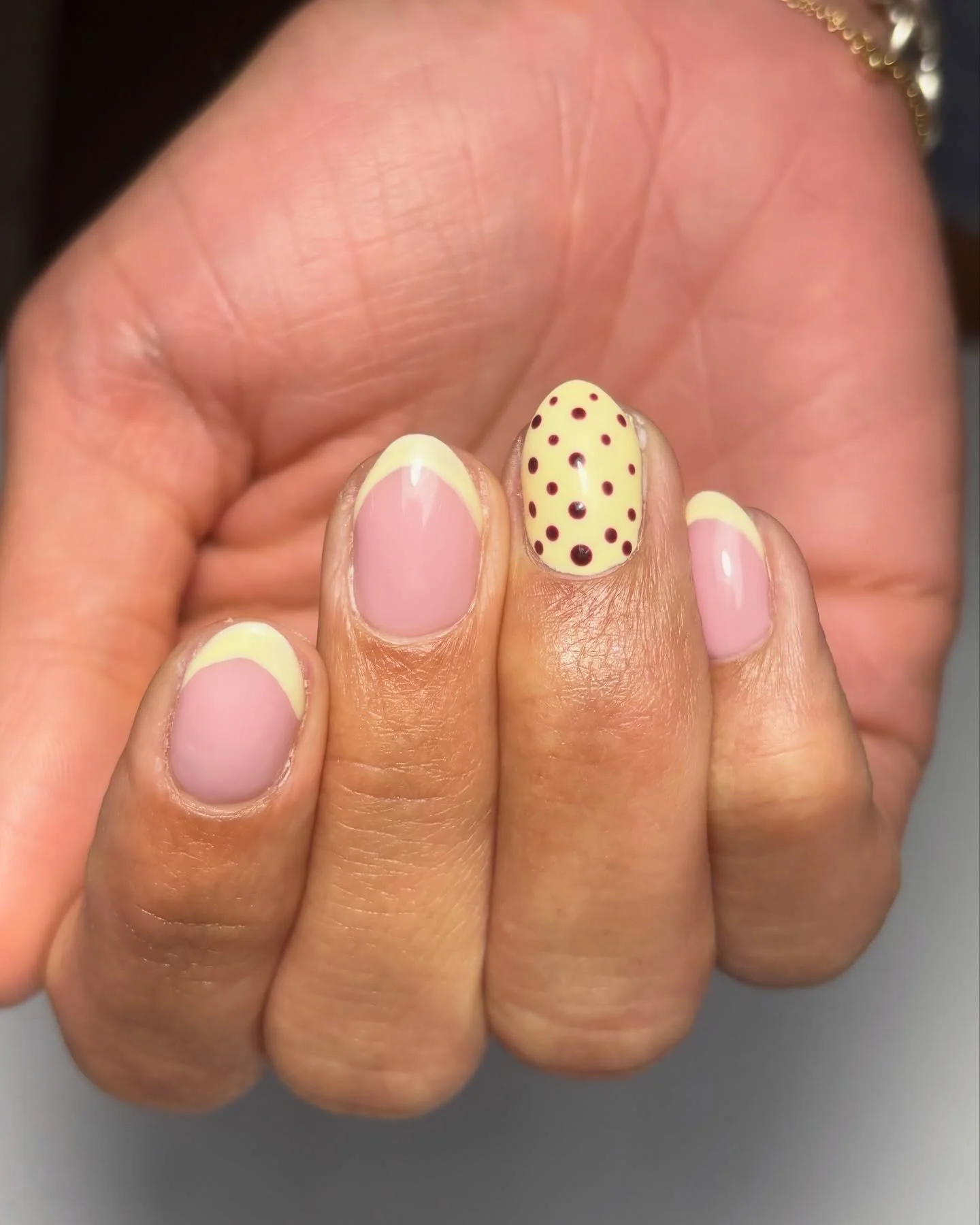 Pastel yellow is THE color of the season 💛⭐️🌟

Nails by Alexis 

Call: 937-965-7000
Book: NailsOnBrown.com

#dayton #daytonohio #daytonsalon #daytonnails #daytonnailtech #daytonnailartist #daytonnailsalon #ketteringohio #centervilleohio #3dnailart 