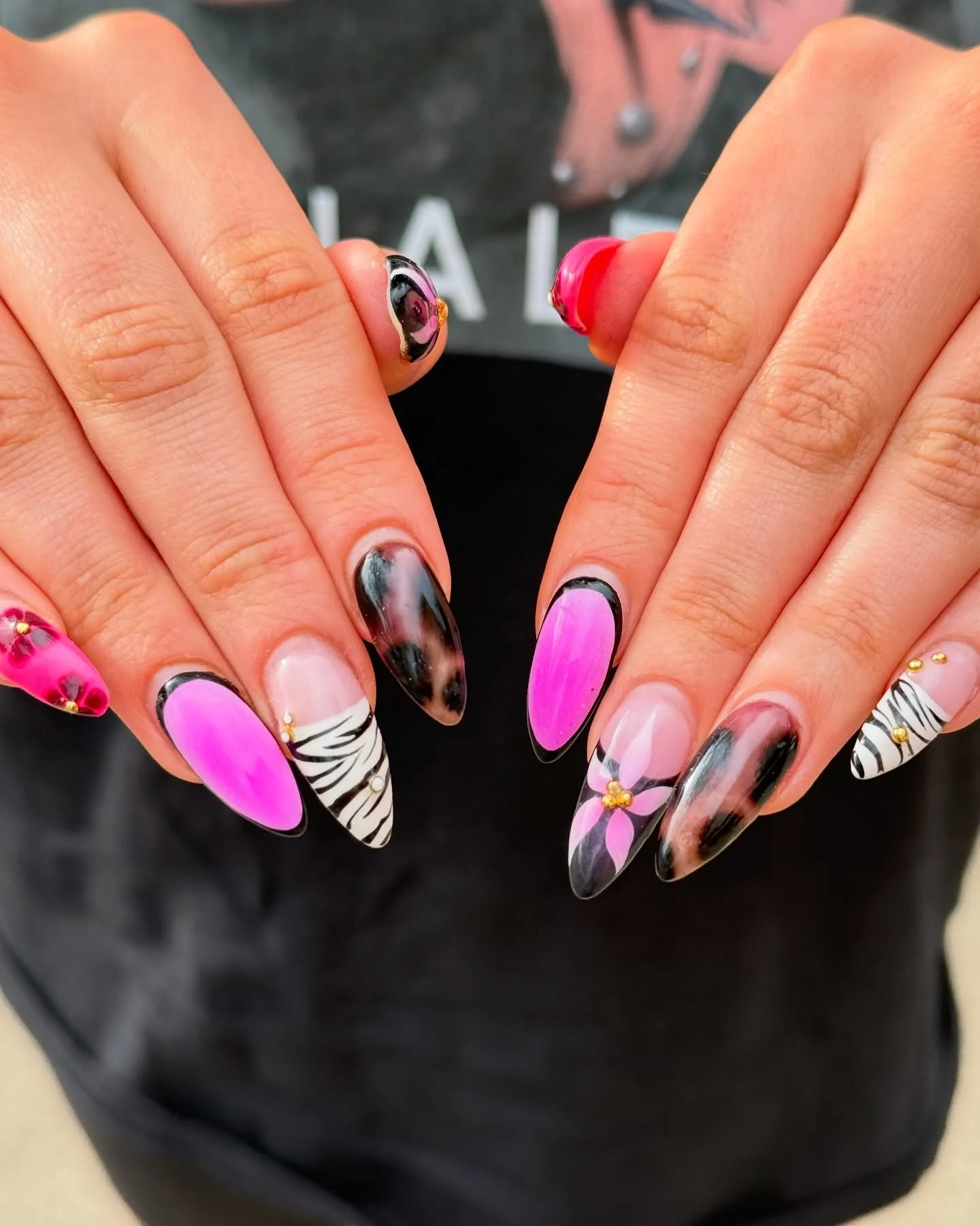 Sydnie asked for vacation nails. Abbey said, say no more! A little grown out now but still are 🔥❤️🫶

By Abbey | Level 4 Art, Builder Gel (her nails 😍)

Book: NailsOnBrown.com
Call: 937-965-7000

#daytonohio #dyt #gemcity #wrightpattersonafb #beave