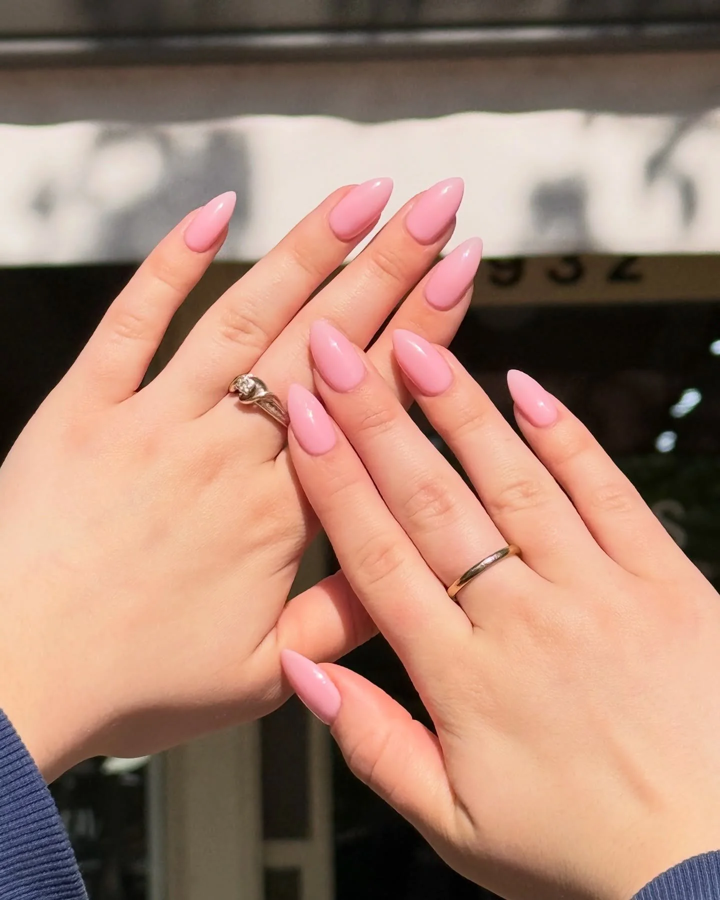 The most perfect shade of pink - c&rsquo;est la vie by DND

By Faith | Builder Gel (her nails 😍)

Book: NailsOnBrown.com
Call: 937-965-7000

#daytonohio #dyt #gemcity #wrightpattersonafb #beavercreekohio #ketteringohio #wrightstateuniversity #dayton