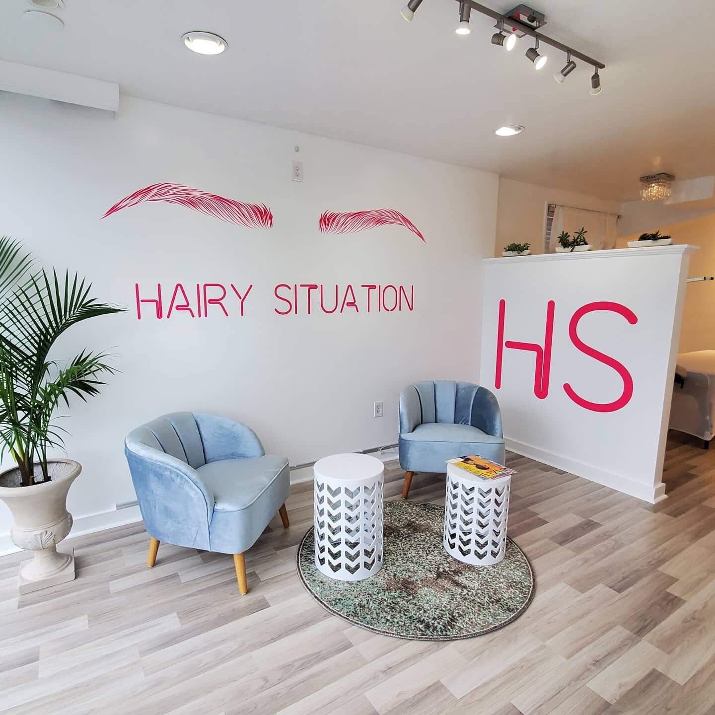 Opening day is so close! Finishing touches are almost done and I can't wait to show you the new studio. Stay tuned💞