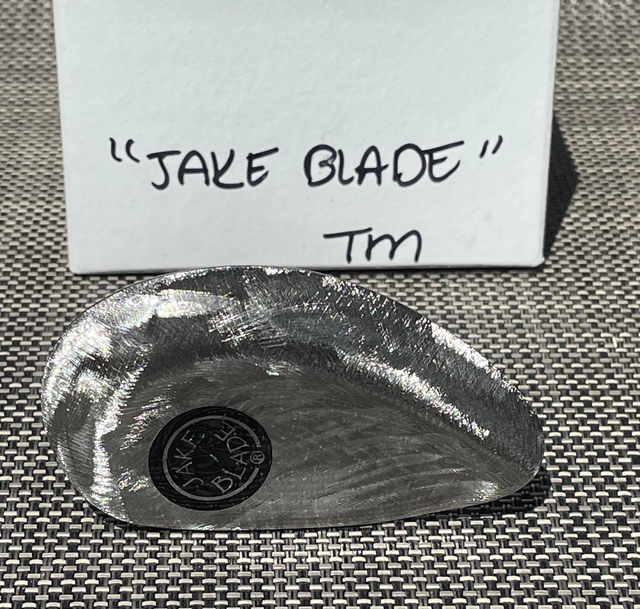 FC3D5CC4-590F-4FDA-B442-5F65E103C9D6