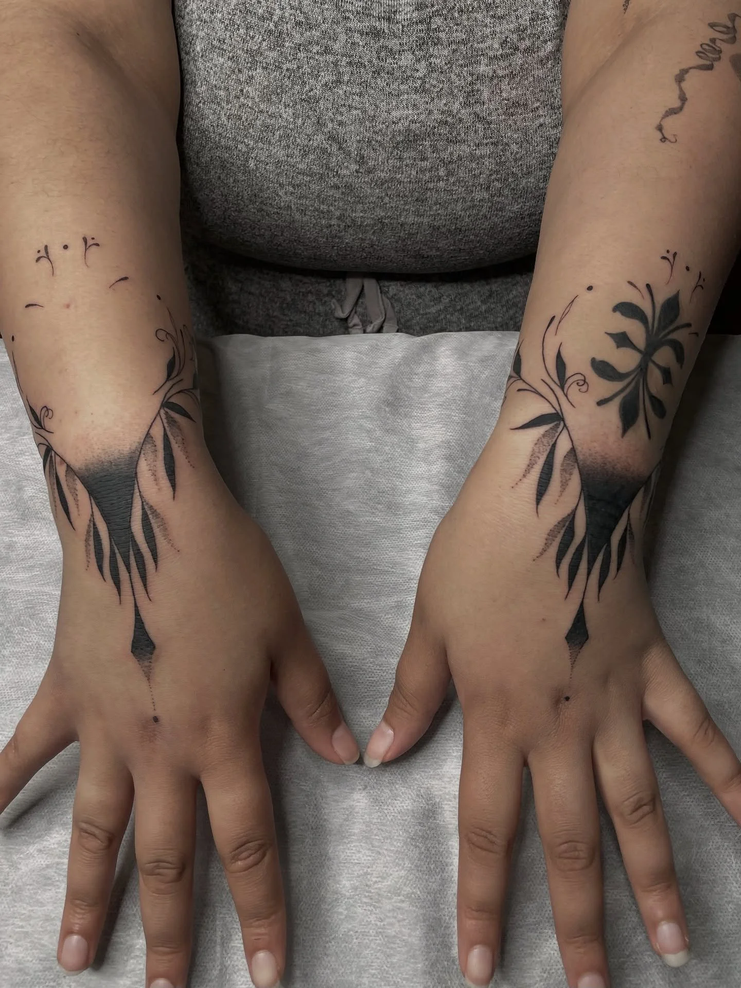 This was a dream come true! Gothic ornamental wrist cuffs ❤️🥀🖤. **Healed centre ornamental on inside and outside of wrists done my @tattoosbyabbeysmith 
•
My books are open for flash and custom designs. DM me for pricing and booking, or visit