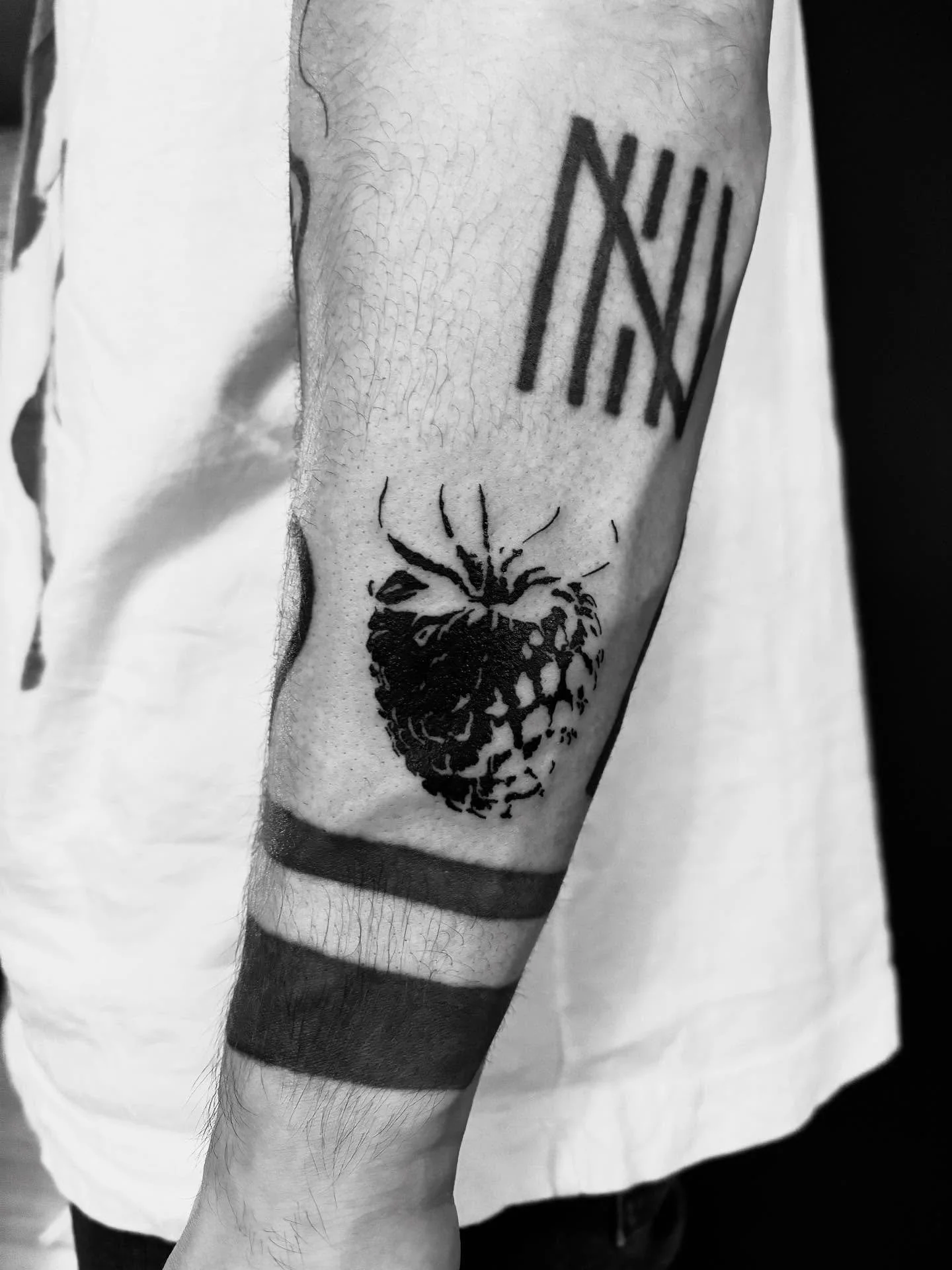 In love with this custom raspberry for Carson!
I’m booking the rest of Sept and Oct! Dm or email to book!
.
.
.
.
.
.
.
.
.
#tattoos #tattoo #tattooartist #tattooist #tattooart #ottawatattoos #ottawatattooartist #obscuratattoo #montrealtattoo