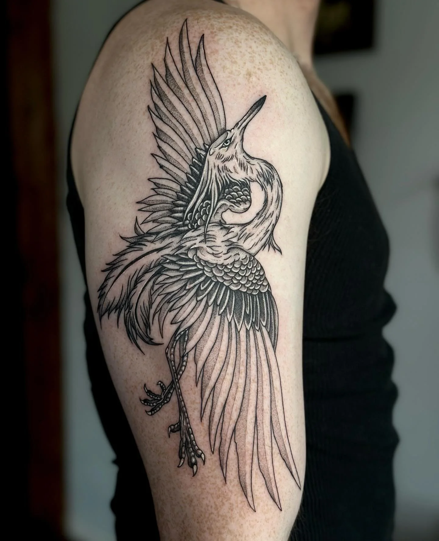 ⟡ black &amp; grey blue heron for Kaeghan! thank you so much! if you haven&rsquo;t noticed i love tattooing birds:) ⟡ 

⟡ Link in bio to book!! Booking January 2026 ! I&rsquo;ll be a bit slow with emails for the next few weeks as i&rsquo;ll be on vac