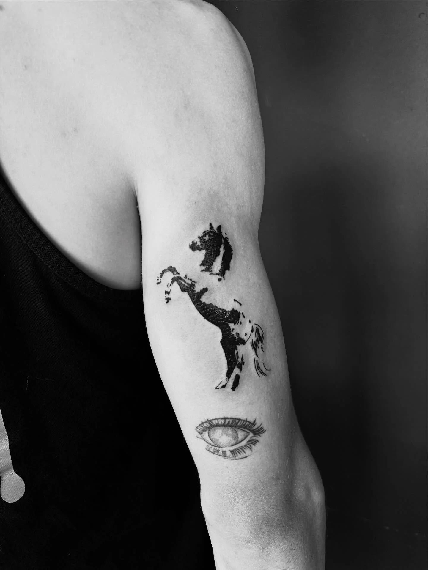 A very on brand tat 🐎 More western tats please!!
I’m booking Nov/Dec! Dm or email to book!
.
.
.
.
.
.
.
.
.
#tattoos #tattoo #tattooartist #tattooist #tattooart #ottawatattoos #ottawatattooartist #obscuratattoo #montrealtattoo #ottawaart #ot