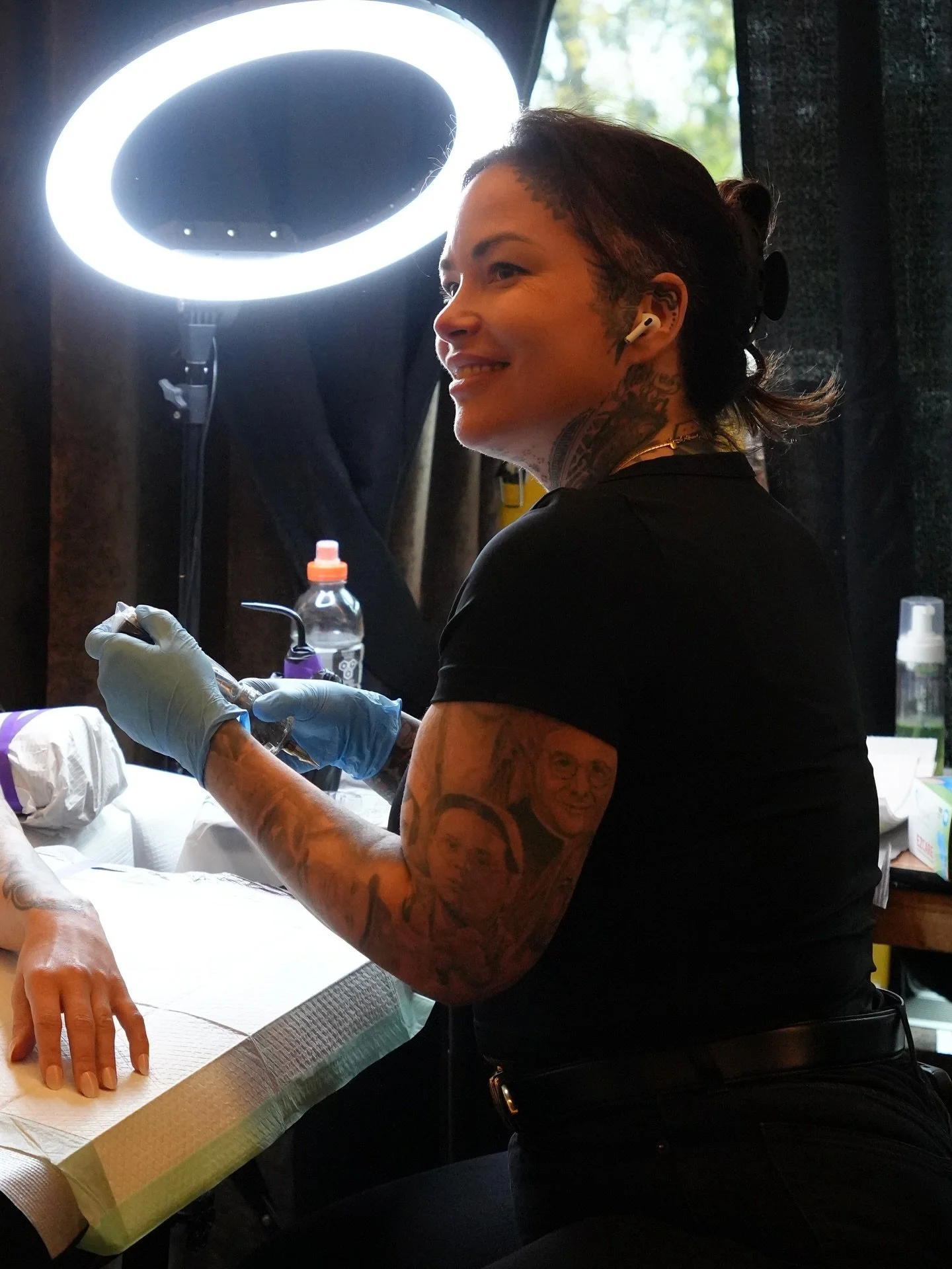 Just a little Ottawa/Gatineau Tattoo expo dump! 🖤
. 
We had the best time over the past weekend attending the @ottawa_gatineau_tattoo_expo alongside so many talented artists! We loved being able to tattoo and meet so many new people!
.
Many of the a