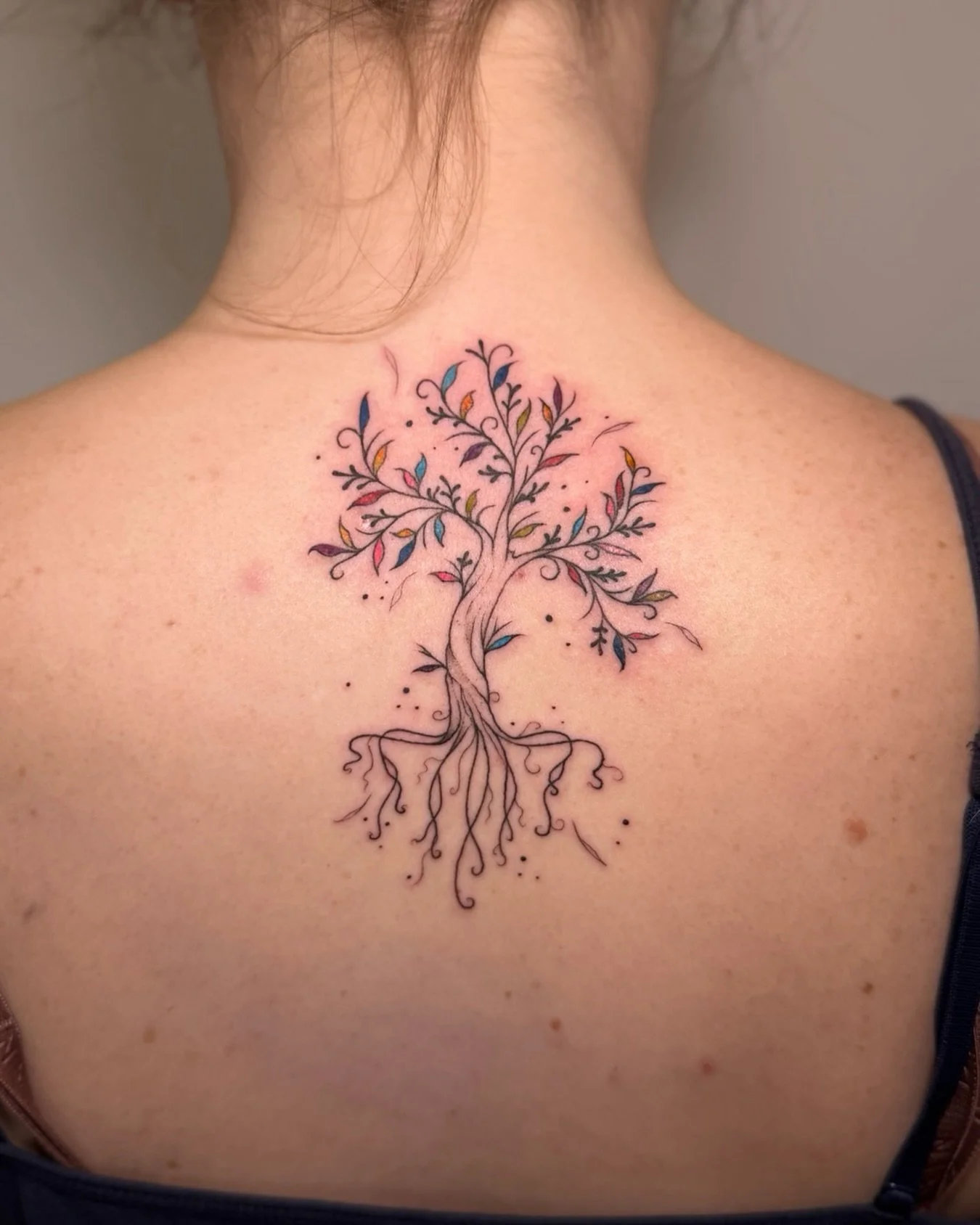Tree of life tattoo done by @martini.tattoos 
.
.
.
Artist: @martini.tattoos 
Studio: @obscura.tattoo 
.
.
.
#treeoflifetattoo #ottawatattoo #tattooideas #obscuratattoo