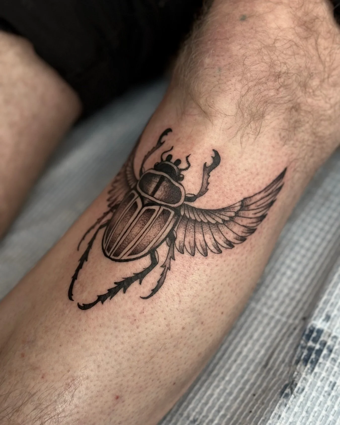 Winged Beetle Tattoo done by @artbyrobs 
.
.
.
Artist: @artbyrobs 
Studio: @obscura.tattoo 
.
.
.
#beetletattoo #ottawatattoo #tattooideas #obscuratattoo