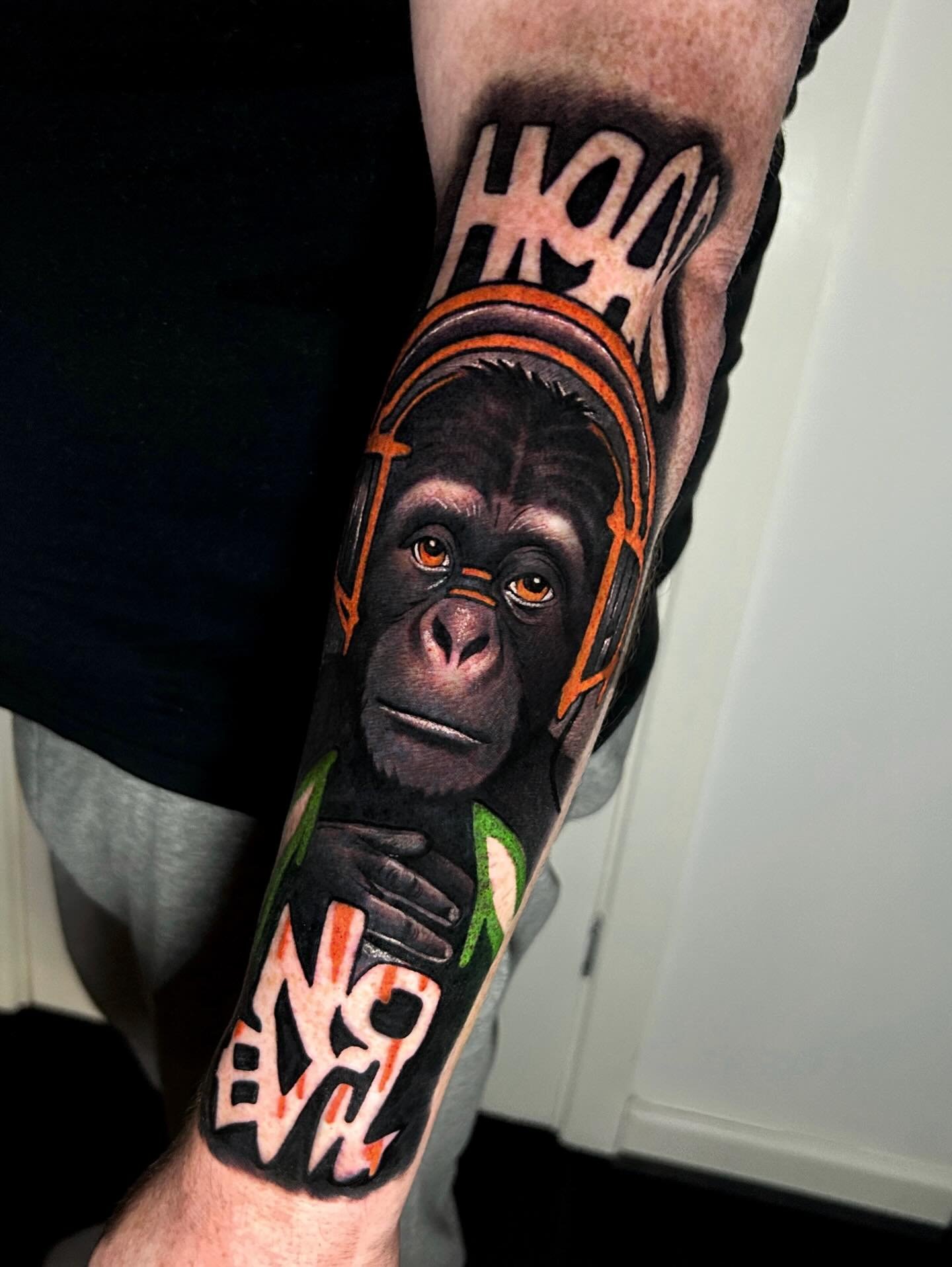 Hear No Evil 🙉

Fun combination of black and grey &amp; colour, really enjoyable piece I got to do to start off a sleeve! 

@obscura.tattoo 
@anarchy_tattoo_supplies 
@kwadron 

#tattooartist #hearnoevil #threewisemonkeys #tattoos #tattoo #ottawatat