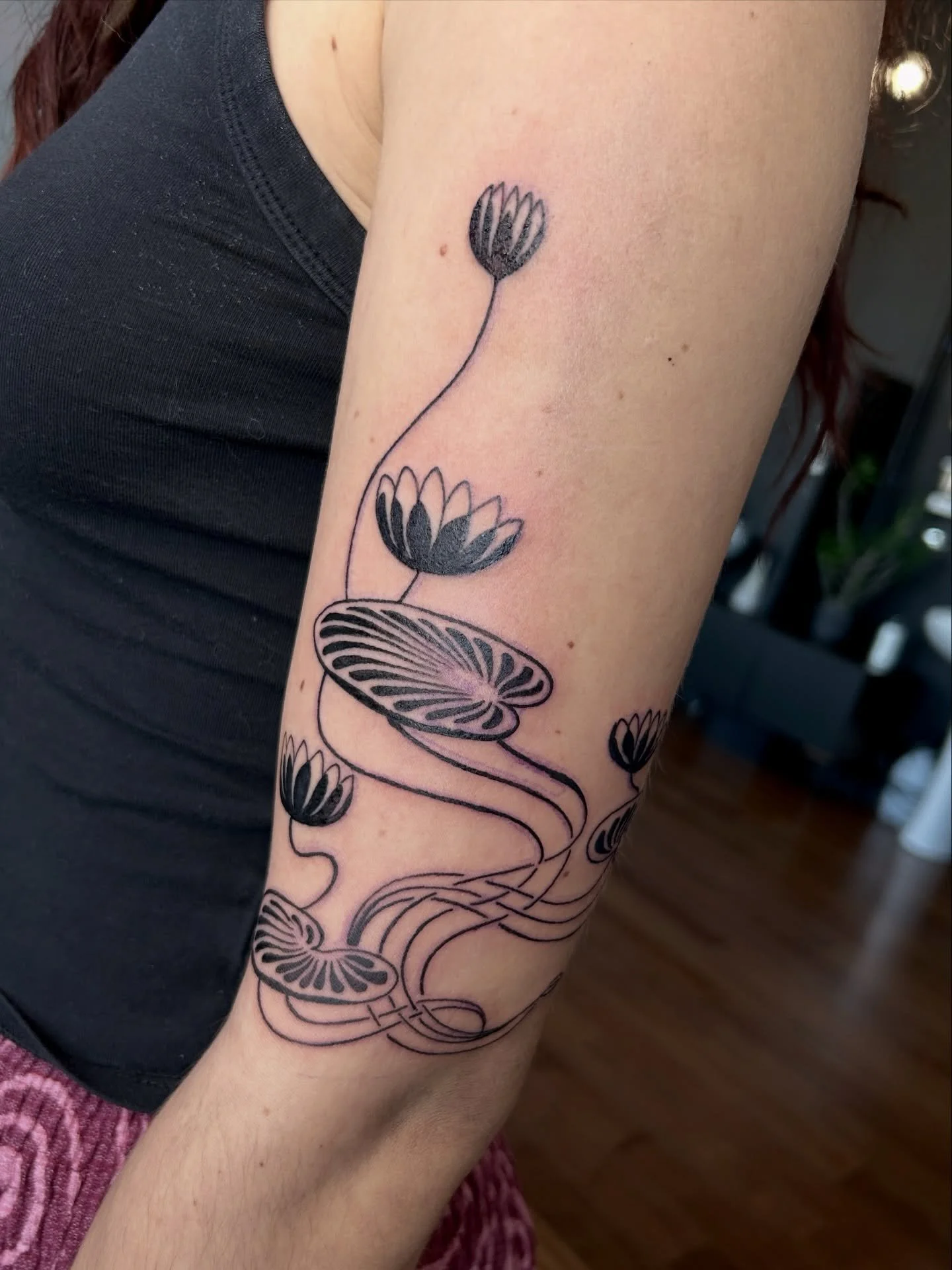 Recent smaller pieces ✨ DM or email me to schedule your next tattoo 😊 

@obscura.tattoo 📍
@anarchy_tattoo_supplies 

#tattoos #smalltattoos #fineline #ottawaartist #ottawatattoo