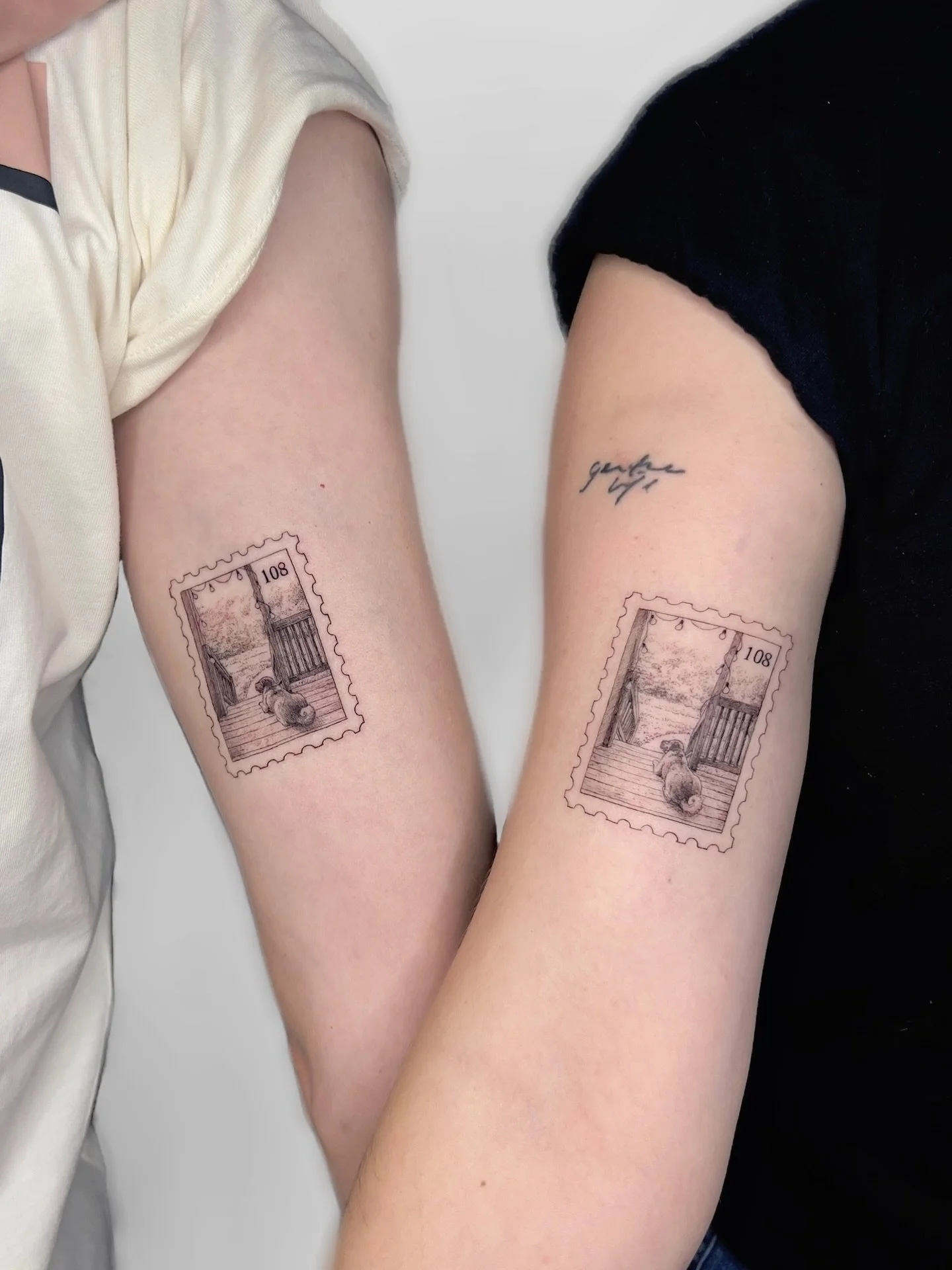 Memorable little stamp tattoos, the perfect keepsake 💟
.
.
.
Artist: @airo.tattoo 
Studio: @obscura.tattoo 
.
.
.
#ottawaartist #ottawatattoo #obscuratattoo #stamptattoo #matchingtattoos