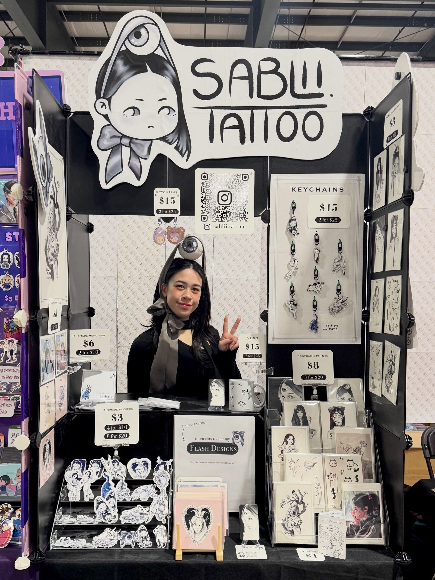 I had such a great time tabling at @anime_ottawa this weekend!! Thank you so much to everyone who came by to say hi and to support my art! I truly appreciate it🥰 it was really nice meeting new and familiar faces this weekend!! 
And thank you so much
