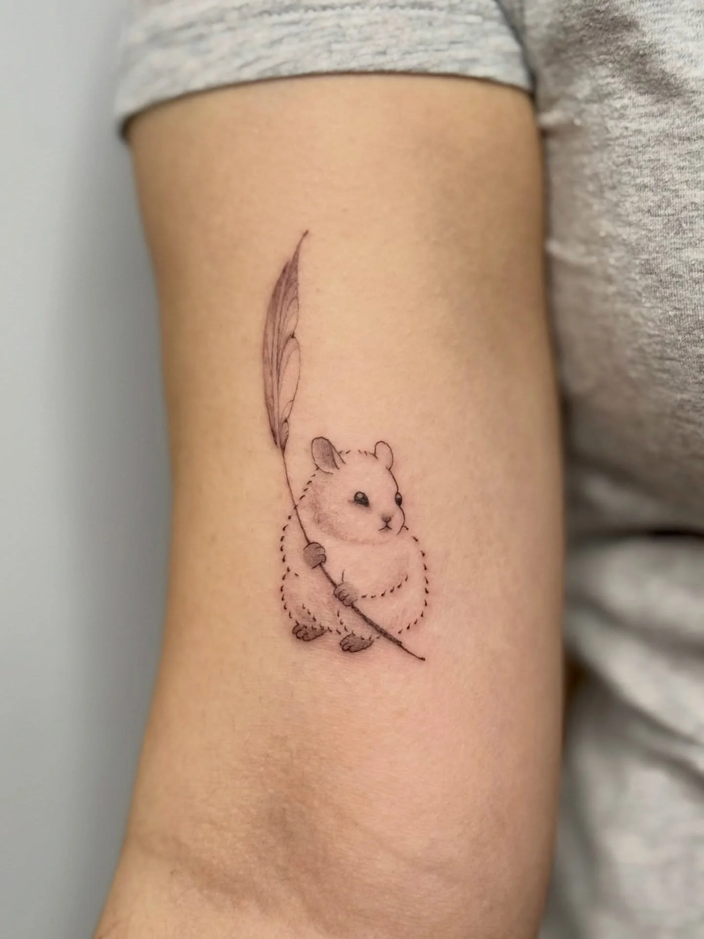 Adorable little Hamster by @sablii.tattoo 🐹
.
.
.
Artist: @sablii.tattoo 
Studio: @obscura.tattoo 
.
.
.
#ottawaartist #ottawatattoo #obscuratattoo #finelinetattoo #armtattoo