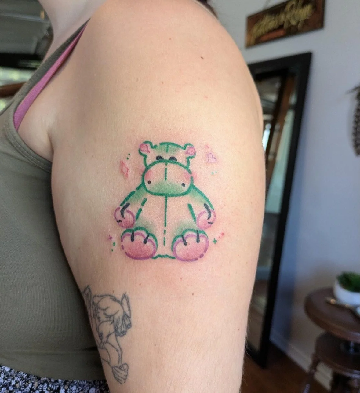 The cutest stuffy by @reservoir.tattoo 🧸
.
.
.
Artist: @reservoir.tattoo 
Studio: @obscura.tattoo 
.
.
.
#ottawatattoo #ottawaartist #obscuratattoo #colortattoo #illustrativetattoo