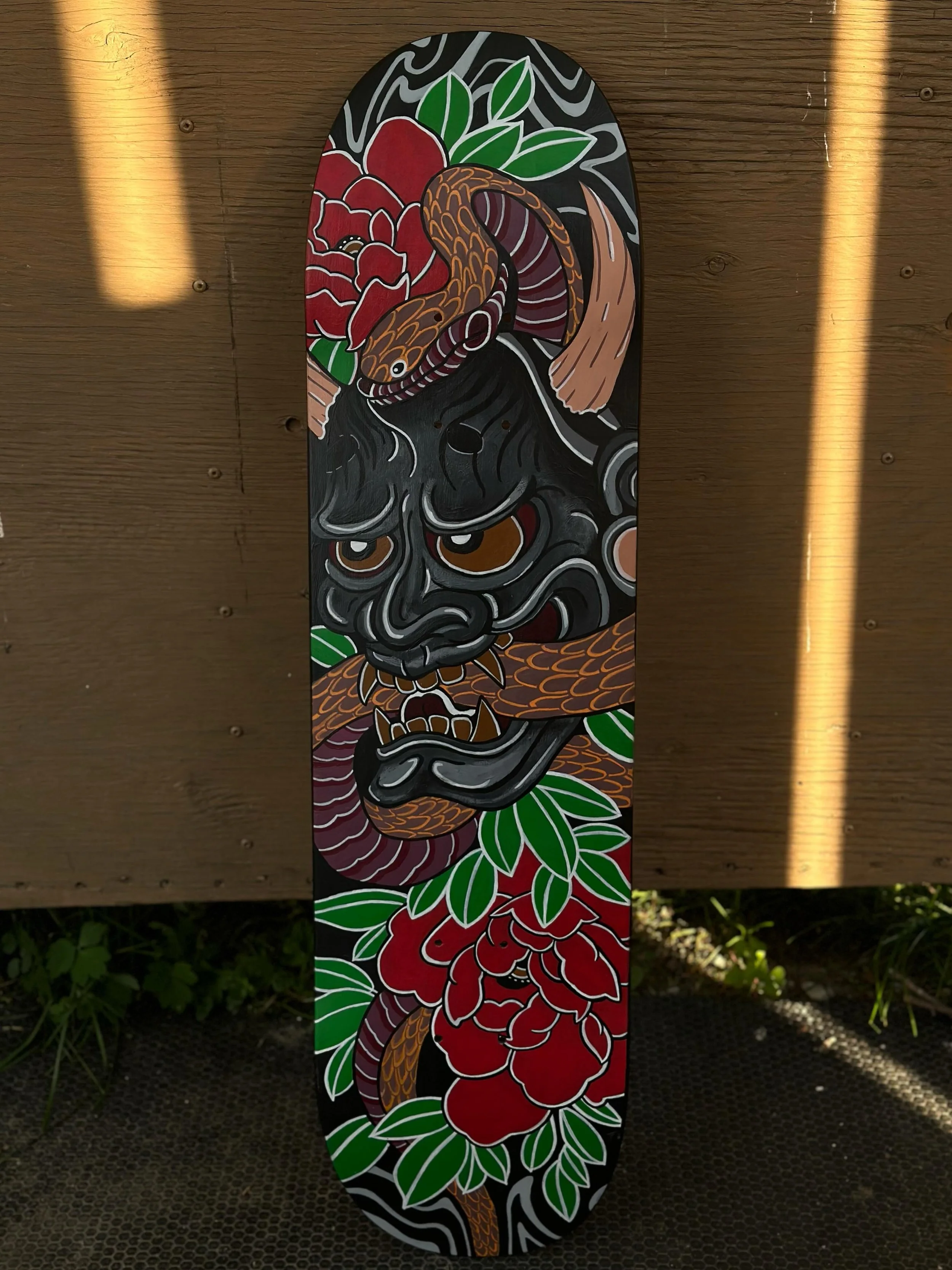 ⟡ Some more pics of the skateboard i painted! ⟡ 

⟡ i will be taking commissions for more if you guys would like! dm for more info! :) 

@obscura.tattoo 

#femaletattooartist #skateboard #art #painting #japanesepainting