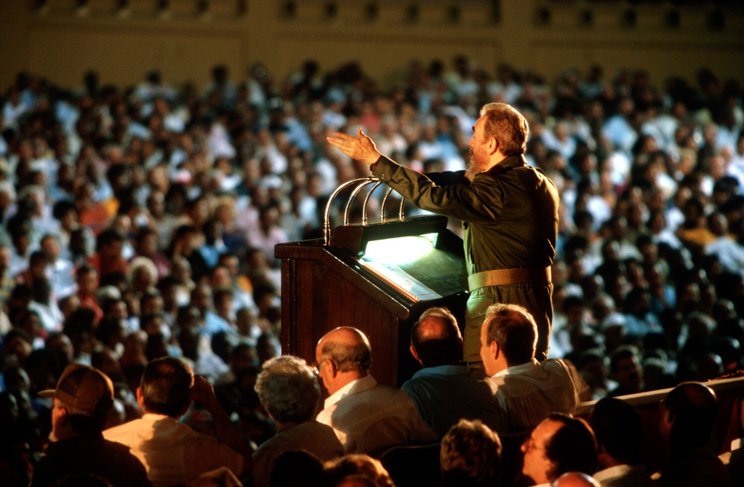  Fidel Castro, Cuba's head of State and Party, addresses the crowd during a ceremony on occaion of the 45th anniversary of the attack on the Moncada barracks, on  26.7.1998 in Santiago de Cuba. 