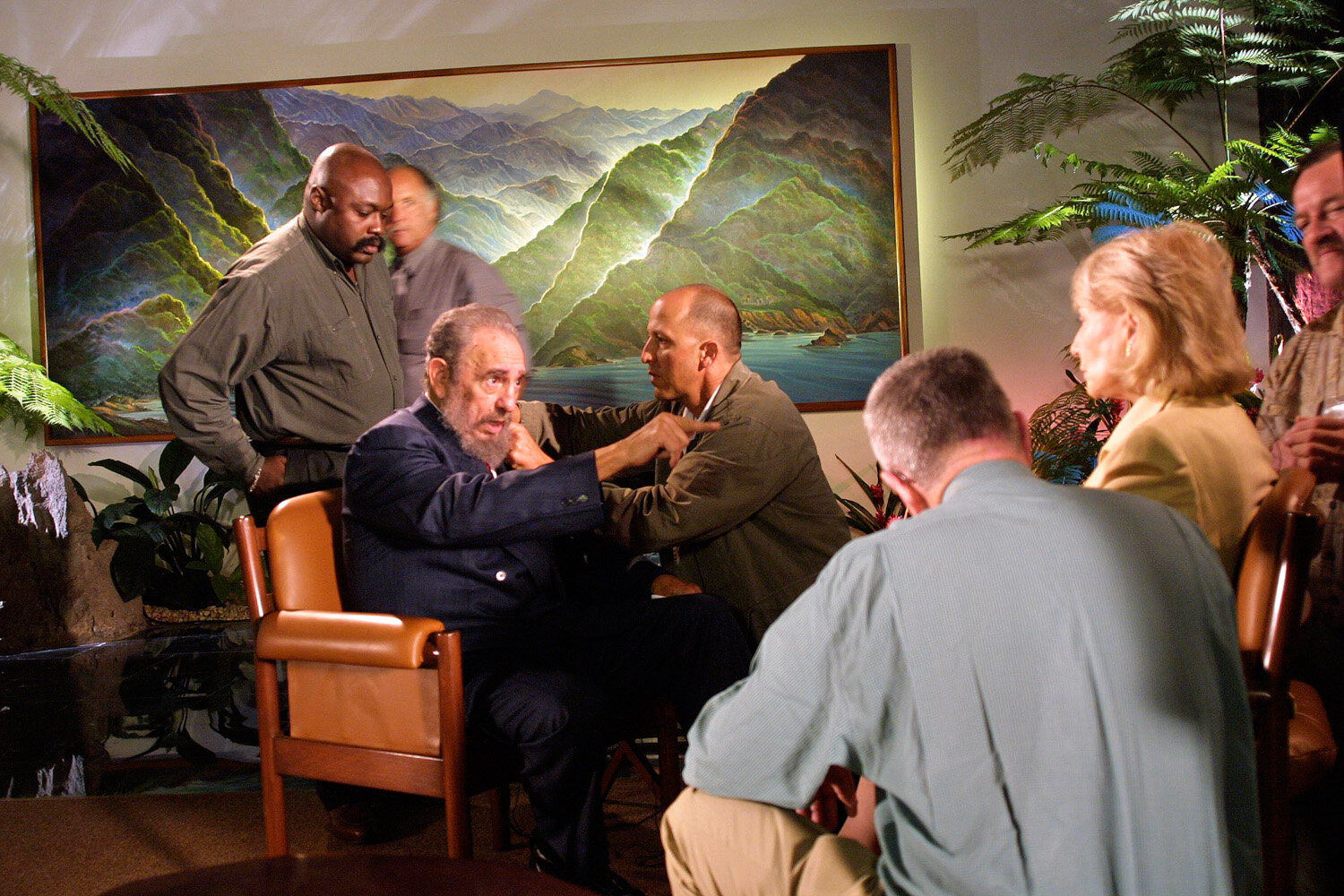  Fidel Castro gestures during an interview with ABC anchor woman Barbara Walters, ABC,  in the Cuban State Council, on October 7th, 2000. 