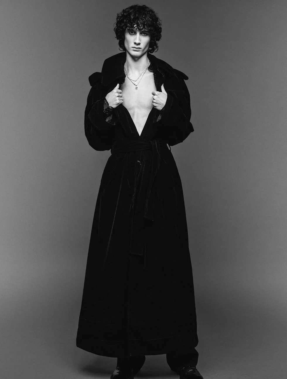 Elle Oct '26 Sombr Cover Story / Steven Klein