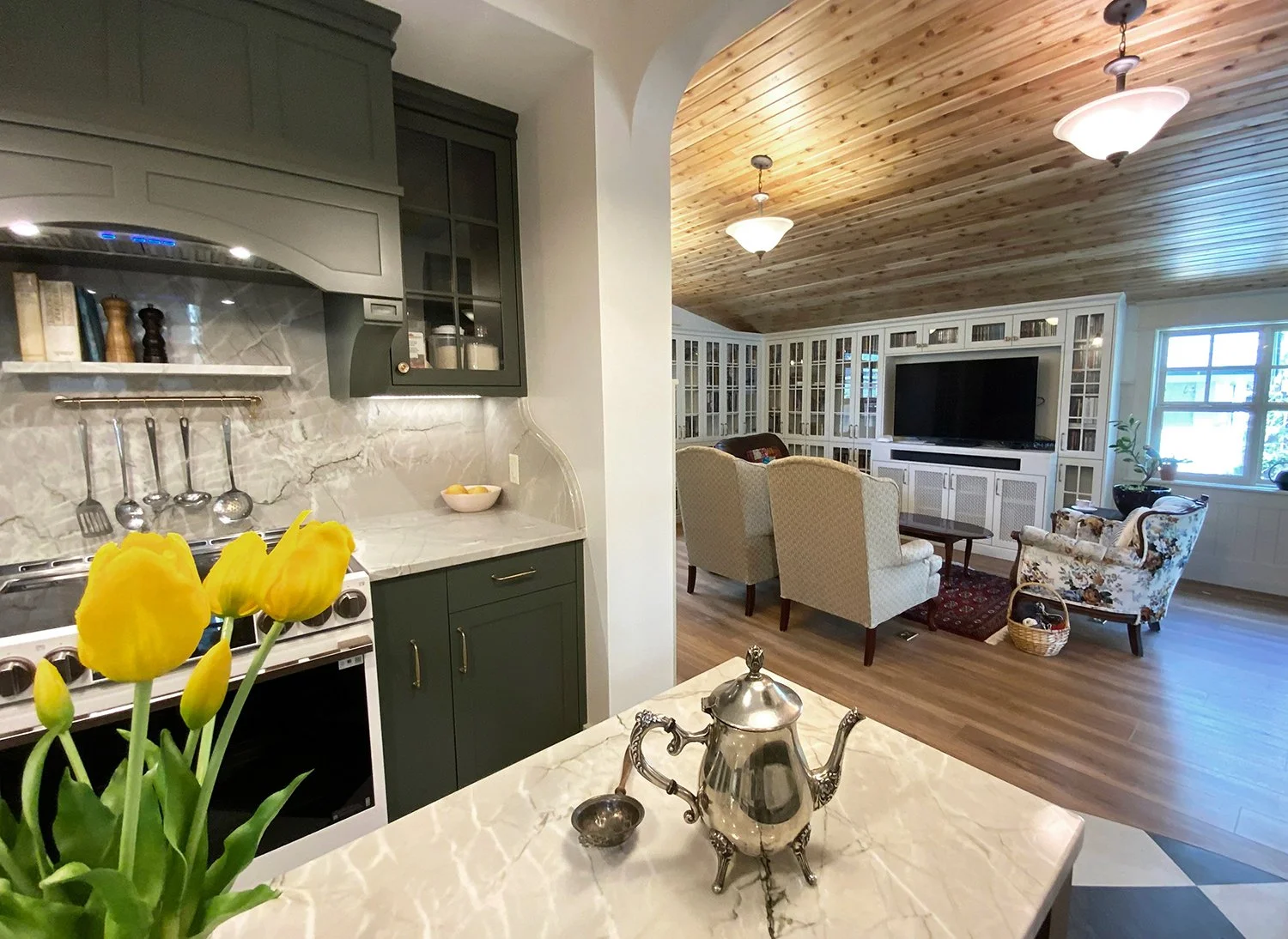 A kitchen renovation that honours the home’s 1912 Edwardian character while enhancing functionality for modern living. Every detail was thoughtfully considered, from the thicker trim and window casings to the Marmoleum checkerboard flooring and decor