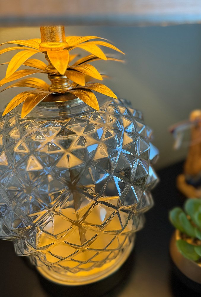 Home decor featuring personal and meaningful keepsakes makes your interiors unique, warm, and full of character.