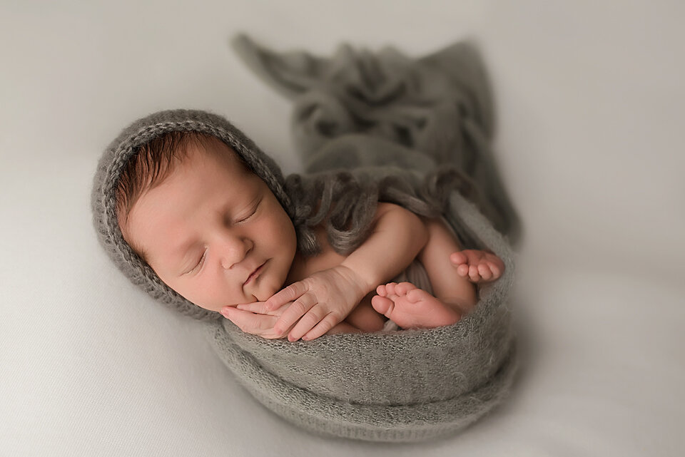 Ambrosini Newborn-9350 copy.jpg