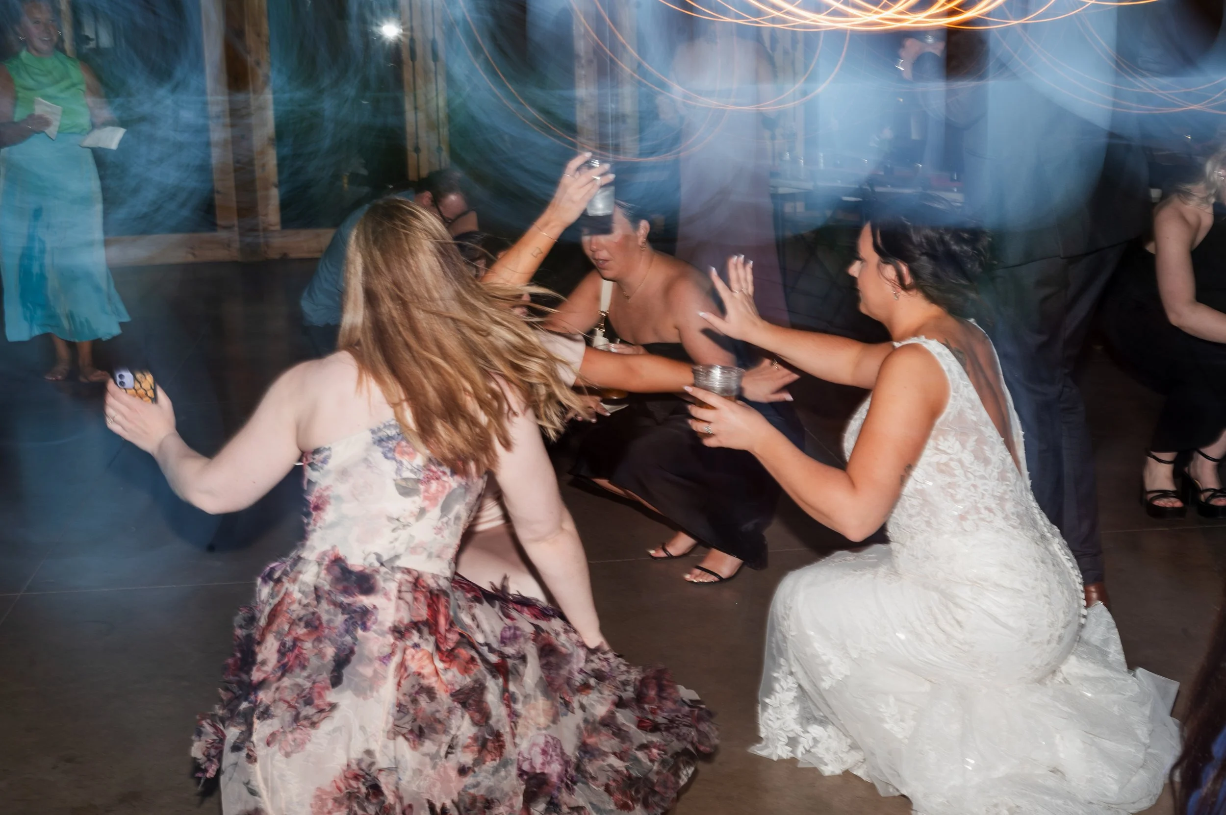summer wedding at legacy hill farm minnesota-5.jpg