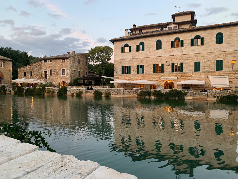 Bagno Vignoni 3.jpg