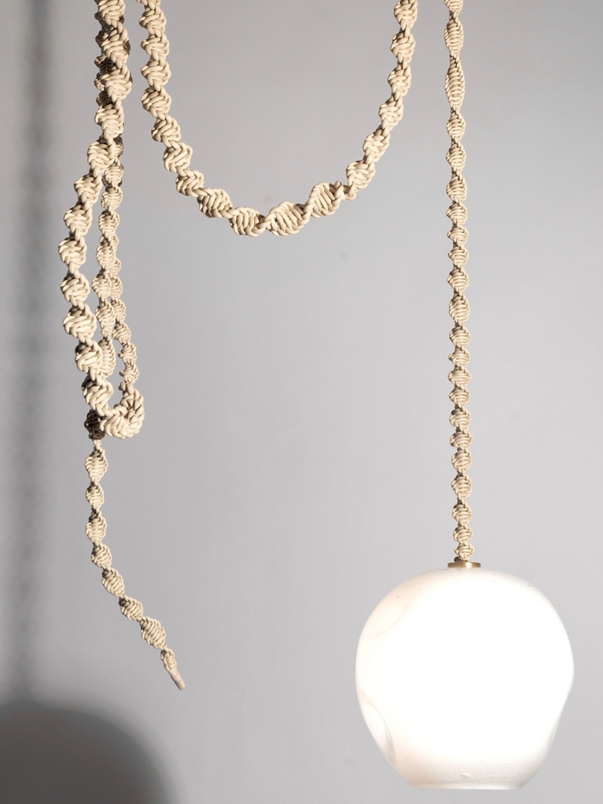 Special projects from 2025! 🥳 Looking back on this year, I collaborated on some really special one of a kind pieces that deserve a space on the grid! 

This custom light fixture was a collaboration with @tracygloverstudio and @surroundings_interiors