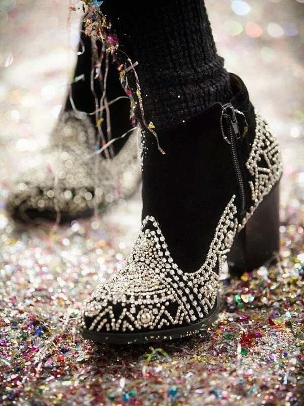 free-people-when-time-stood-still-holiday-2013-lookbook-14-600x800.jpg