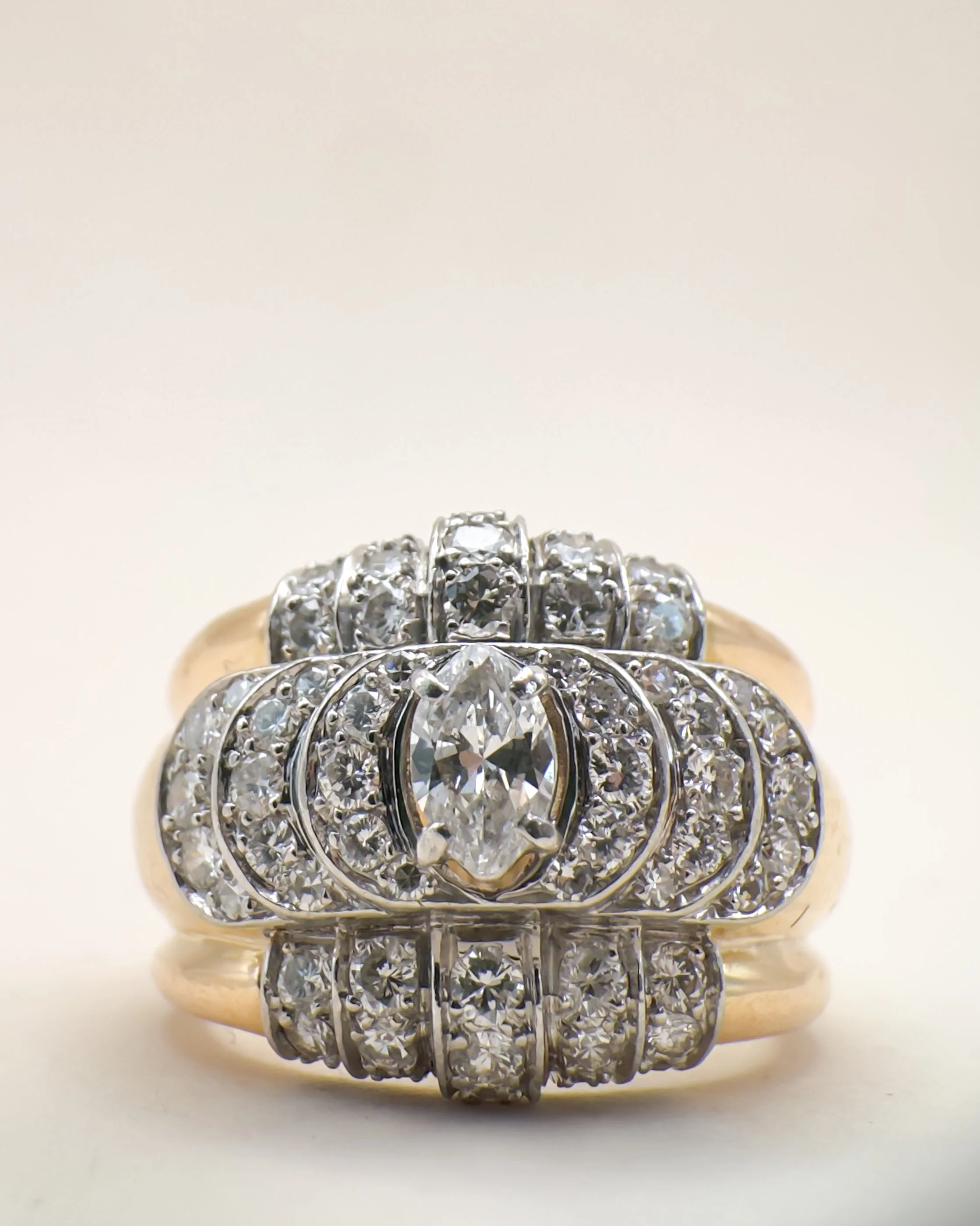 Bague en Or Jaune, Platine et Diamants