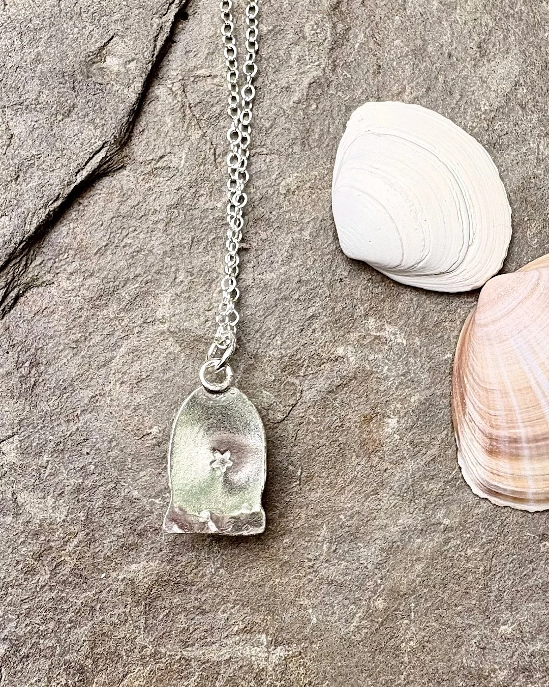 seaglass-necklace-back-motif-1.JPG